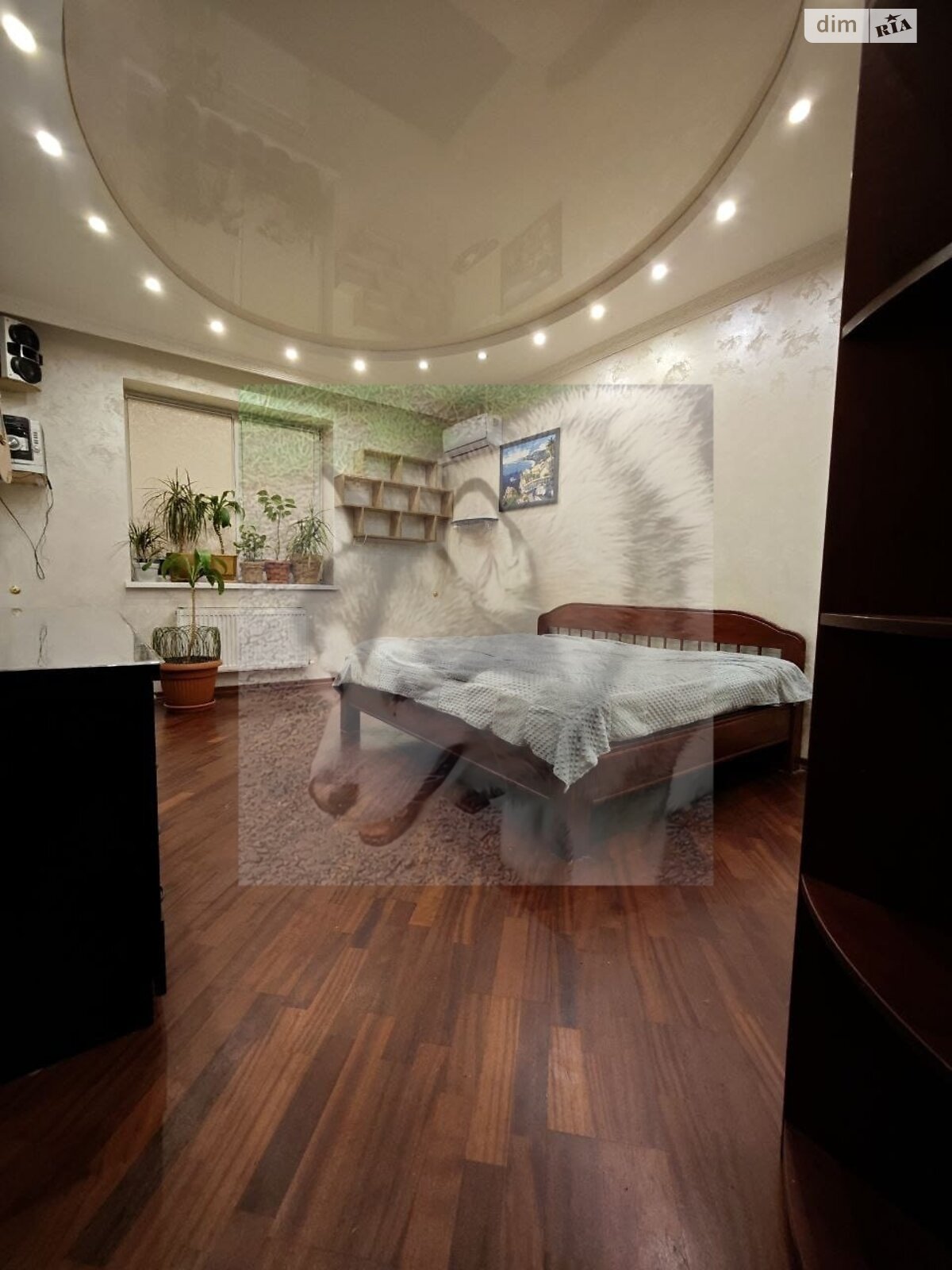 Продажа трехкомнатной квартиры в Киеве, на ул. Счастливая 55, фото 1 Продажа трехкомнатной квартиры в Киеве, на ул. Счастливая 55, фото 1