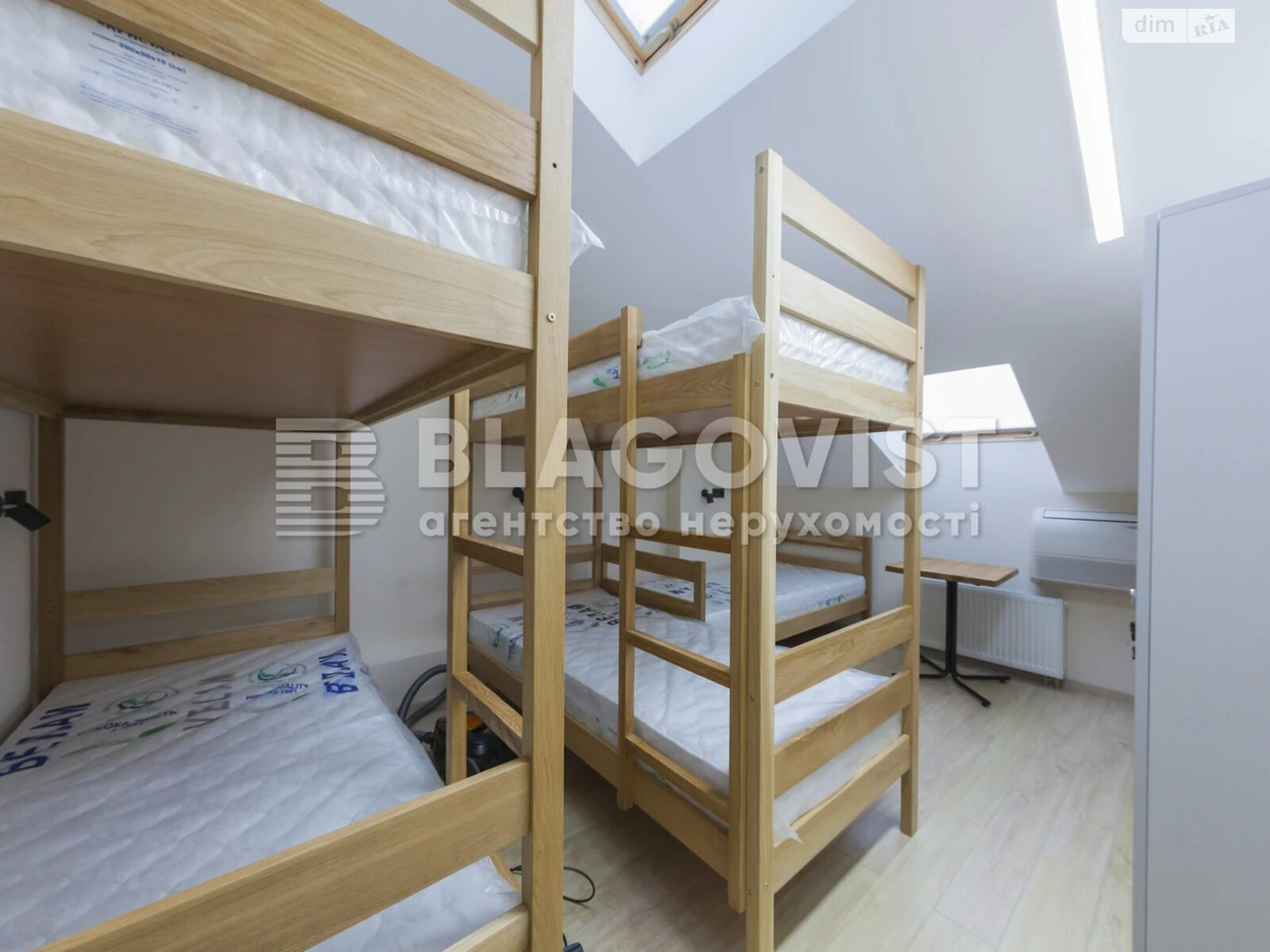 Продажа семикомнатной квартиры в Киеве, на ул. Щекавицкая 30/39, фото 1 Продажа семикомнатной квартиры в Киеве, на ул. Щекавицкая 30/39, фото 1