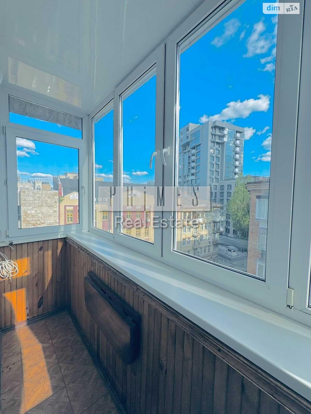 Продажа трехкомнатной квартиры в Киеве, на ул. Сечевых Стрельцов, фото 1 Продажа трехкомнатной квартиры в Киеве, на ул. Сечевых Стрельцов, фото 1
