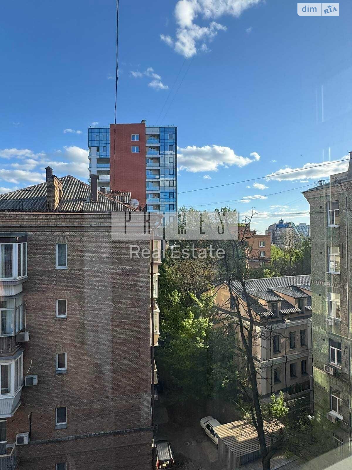 Продажа трехкомнатной квартиры в Киеве, на ул. Сечевых Стрельцов, фото 1 Продажа трехкомнатной квартиры в Киеве, на ул. Сечевых Стрельцов, фото 1