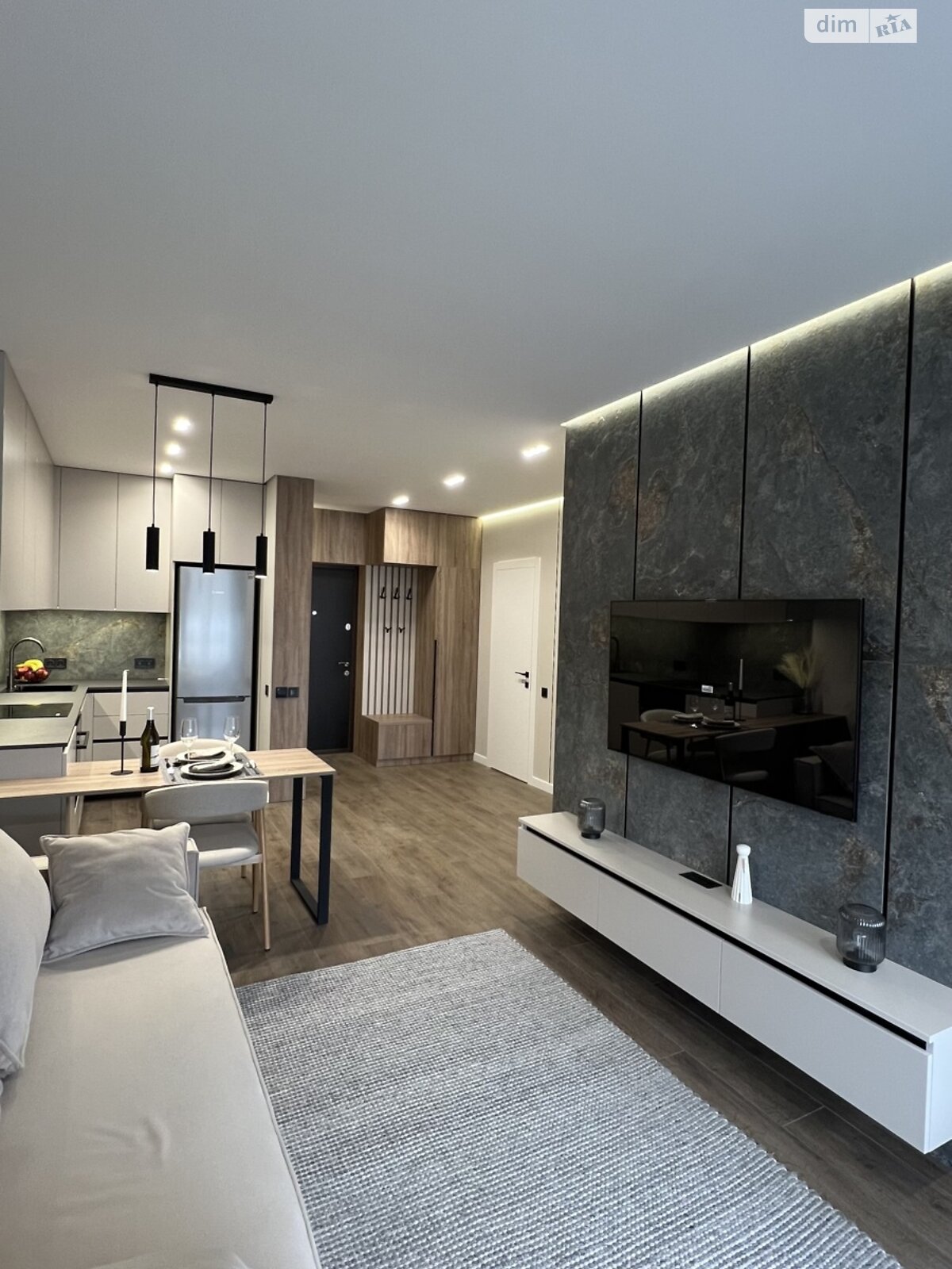 Продажа однокомнатной квартиры в Киеве, на ул. Семьи Кристеров 14Б, фото 1