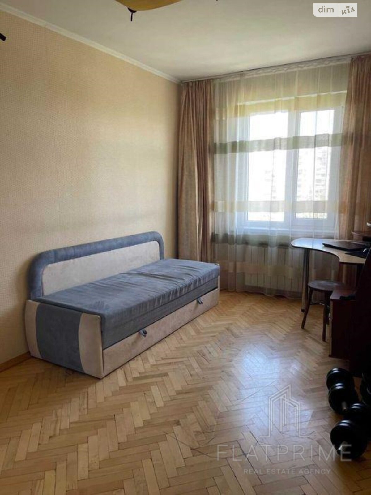 Продаж трикімнатної квартири в Києві, на вул. Андрія Малишка 3, район Північно-Броварський Масив фото 1 Продаж трикімнатної квартири в Києві, на вул. Андрія Малишка 3, район Північно-Броварський Масив фото 1