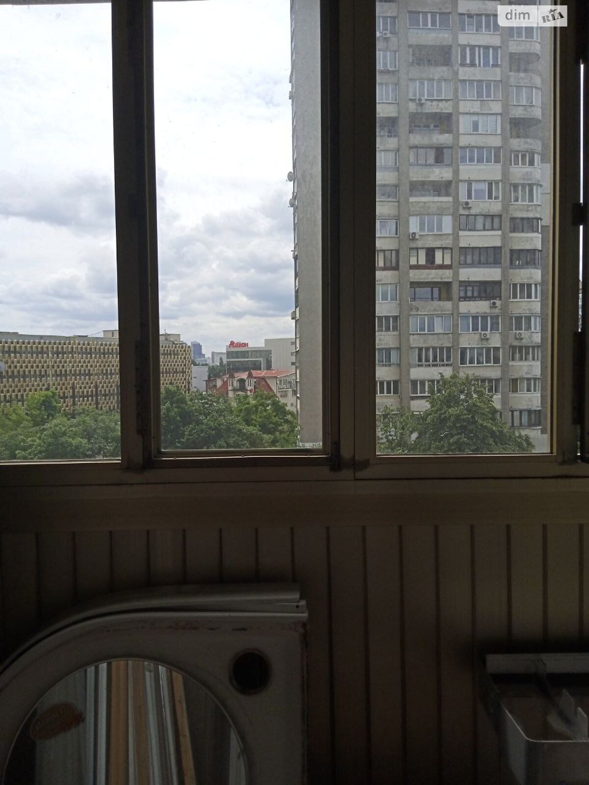 Продажа трехкомнатной квартиры в Киеве, на бул. Дарницкий 3, район Северно-Броварский Масив фото 1 Продажа трехкомнатной квартиры в Киеве, на бул. Дарницкий 3, район Северно-Броварский Масив фото 1