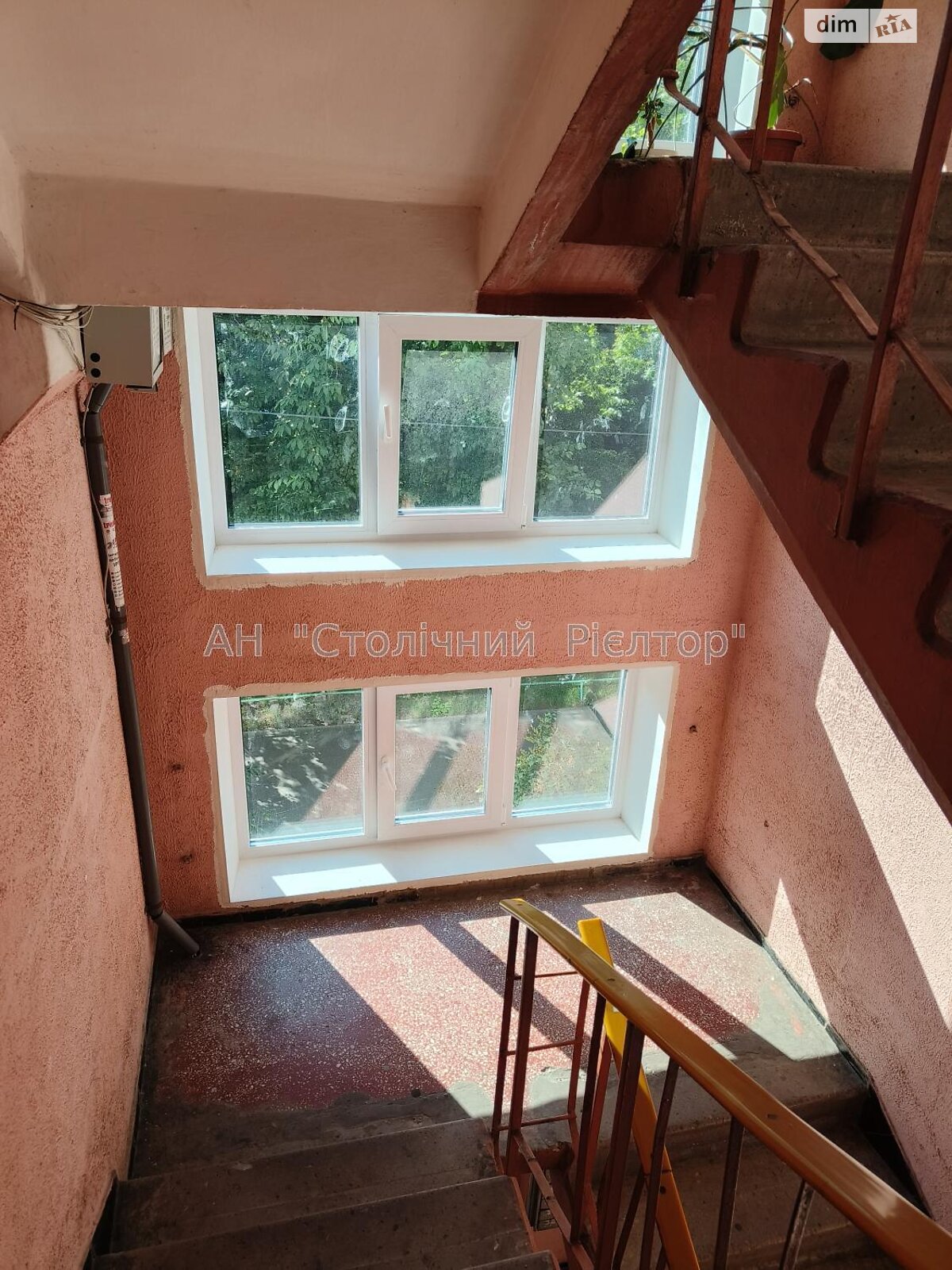 Продажа двухкомнатной квартиры в Киеве, на бул. Дарницкий 9, район Северно-Броварский Масив фото 1 Продажа двухкомнатной квартиры в Киеве, на бул. Дарницкий 9, район Северно-Броварский Масив фото 1