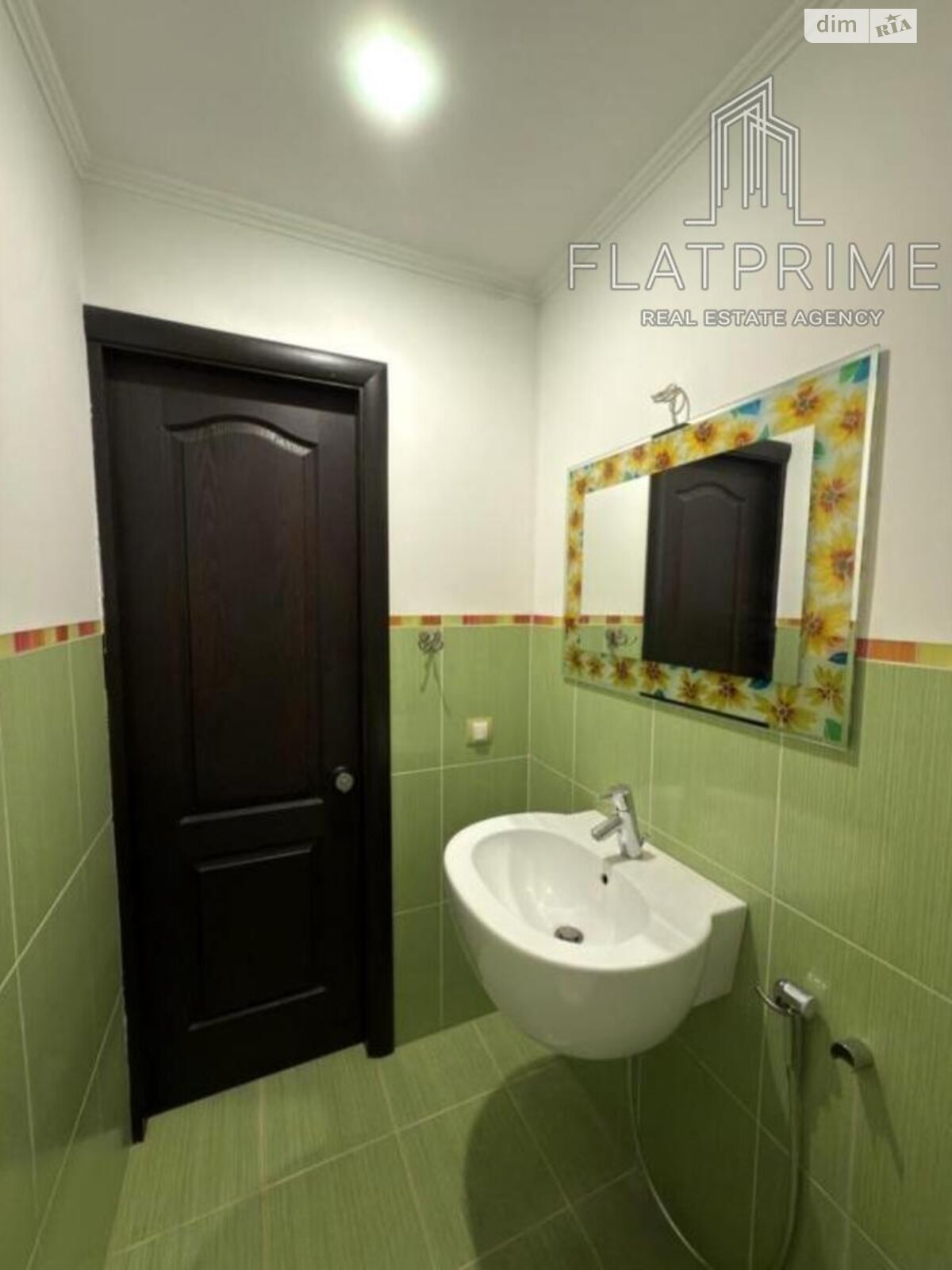 Продаж двокімнатної квартири в Києві, на бул. Дарницький 8, район Північно-Броварський Масив фото 1