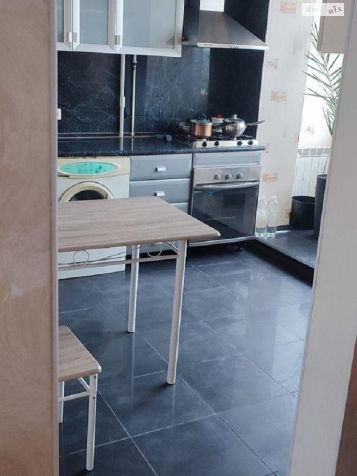 Продажа однокомнатной квартиры в Киеве, на ул. Энтузиастов 27, район Северно-Броварский Масив фото 1 Продажа однокомнатной квартиры в Киеве, на ул. Энтузиастов 27, район Северно-Броварский Масив фото 1