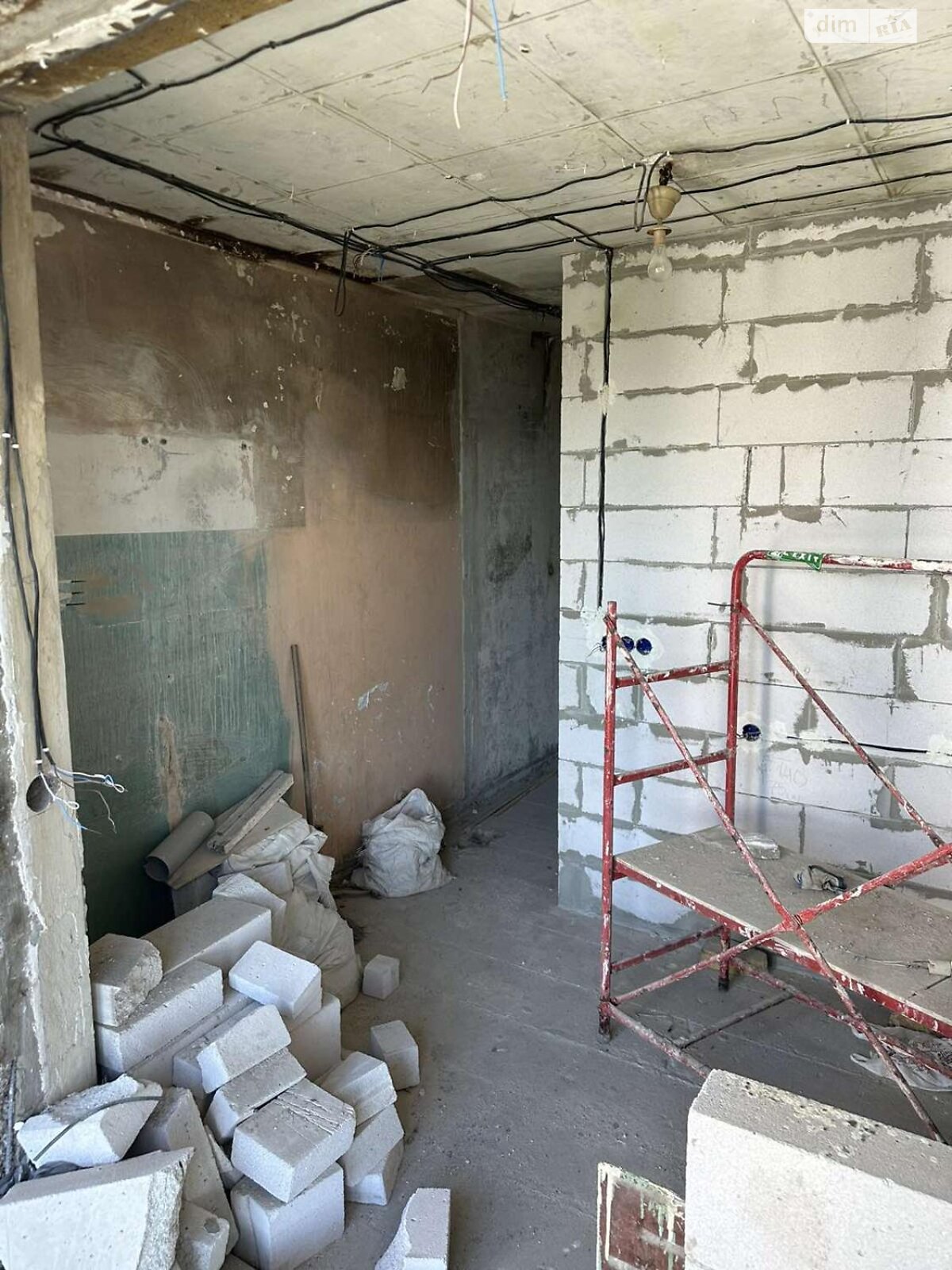 Продаж трикімнатної квартири в Києві, на вул. Генерала Жмаченка 12, район Північно-Броварський Масив фото 1 Продаж трикімнатної квартири в Києві, на вул. Генерала Жмаченка 12, район Північно-Броварський Масив фото 1