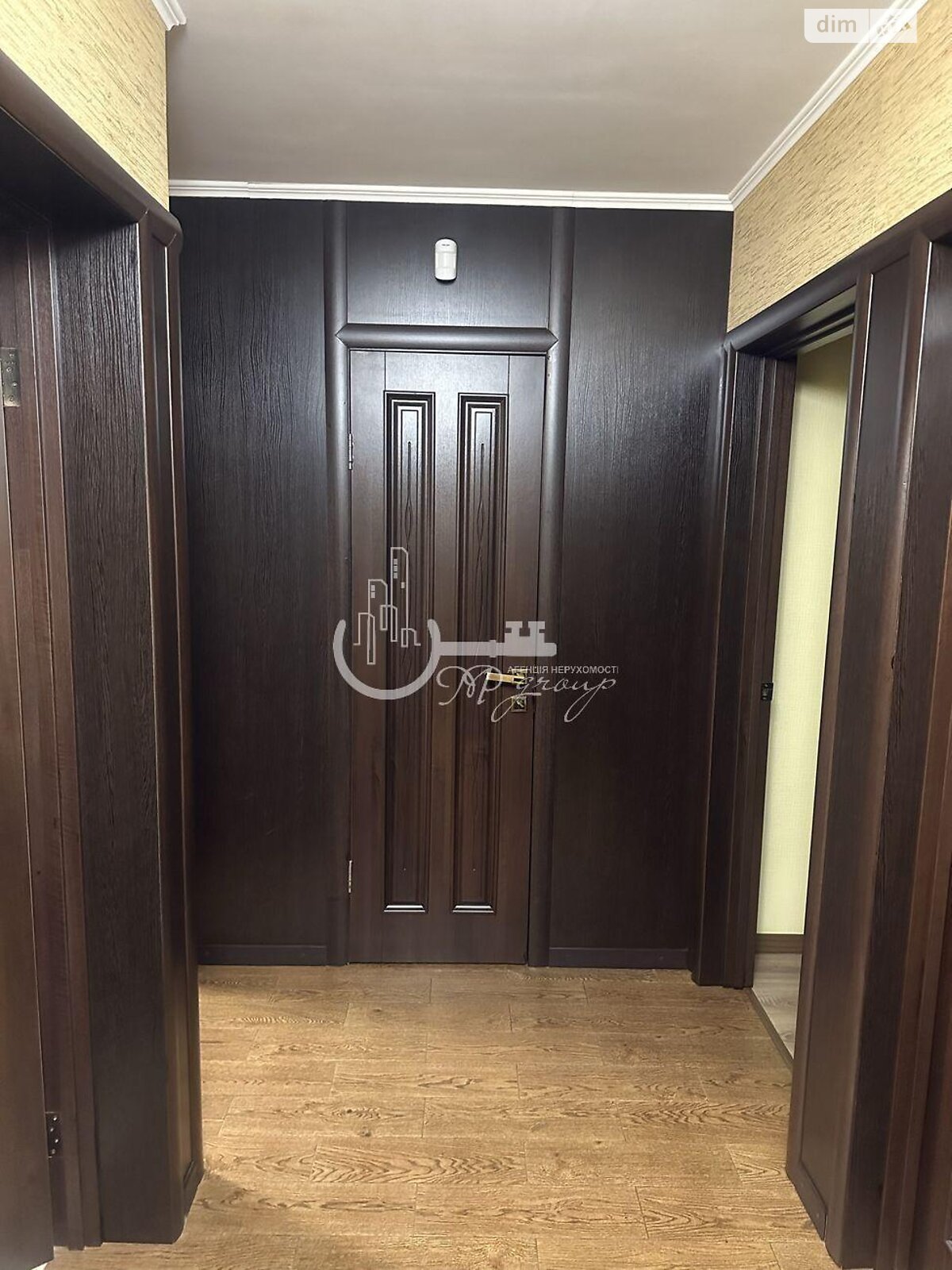 Продажа трехкомнатной квартиры в Киеве, на ул. Генерала Жмаченка 8, район Северно-Броварский Масив фото 1 Продажа трехкомнатной квартиры в Киеве, на ул. Генерала Жмаченка 8, район Северно-Броварский Масив фото 1