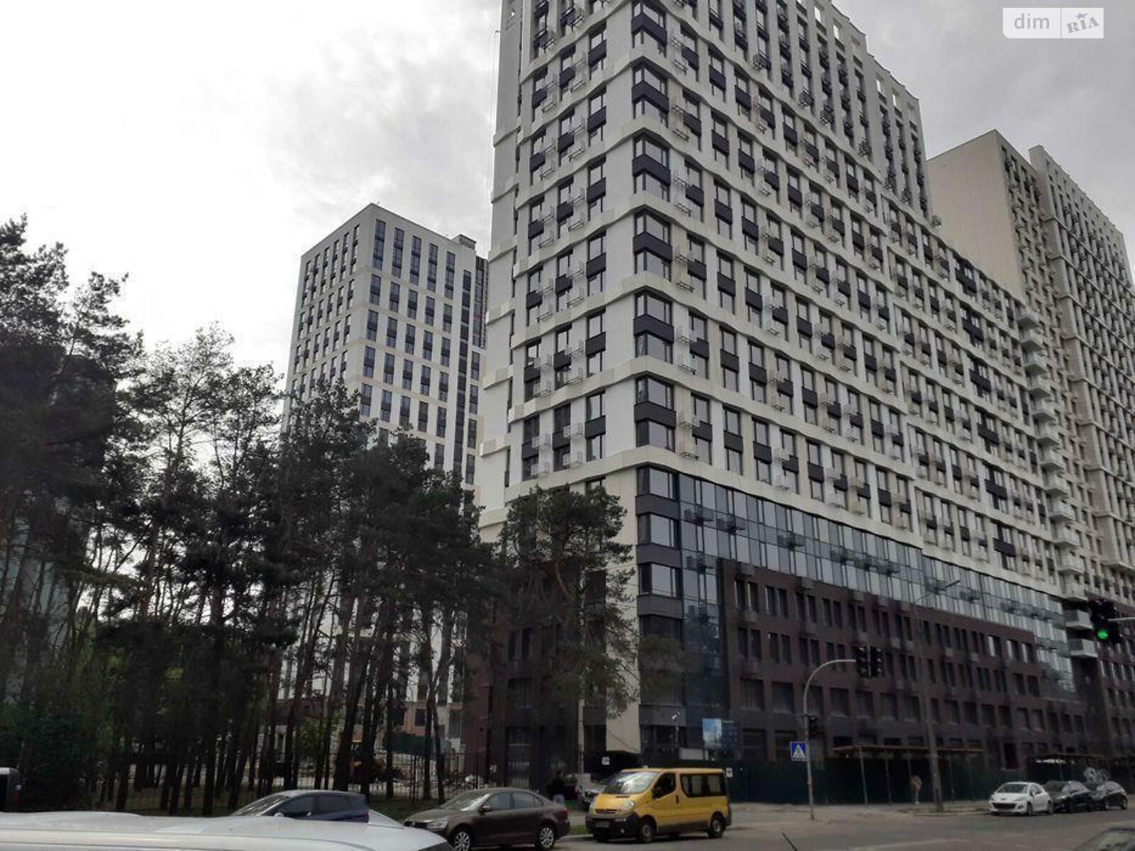 Продаж чотирикімнатної квартири в Києві, на вул. Князя Романа Мстиславича 22А, район Північно-Броварський Масив фото 1 Продаж чотирикімнатної квартири в Києві, на вул. Князя Романа Мстиславича 22А, район Північно-Броварський Масив фото 1