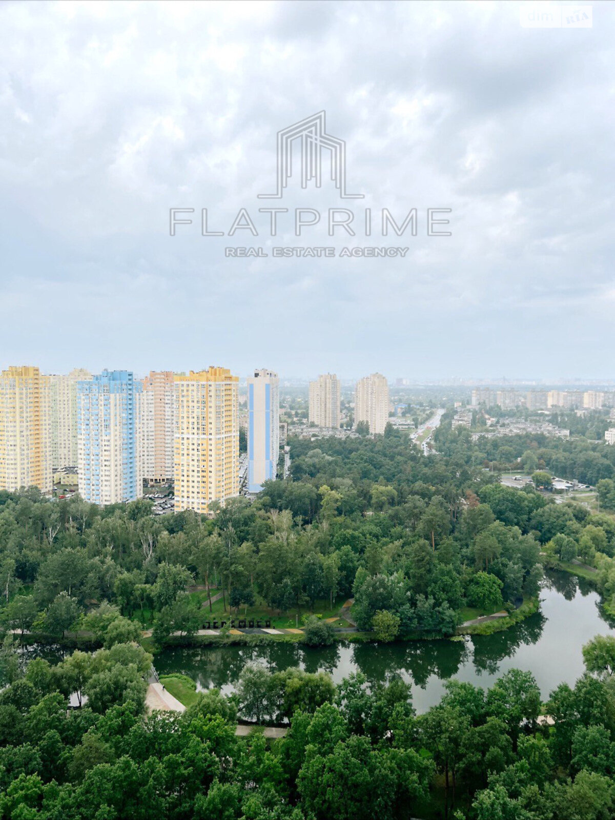 Продаж трикімнатної квартири в Києві, на вул. Князя Романа Мстиславича 28, район Північно-Броварський Масив фото 1 Продаж трикімнатної квартири в Києві, на вул. Князя Романа Мстиславича 28, район Північно-Броварський Масив фото 1