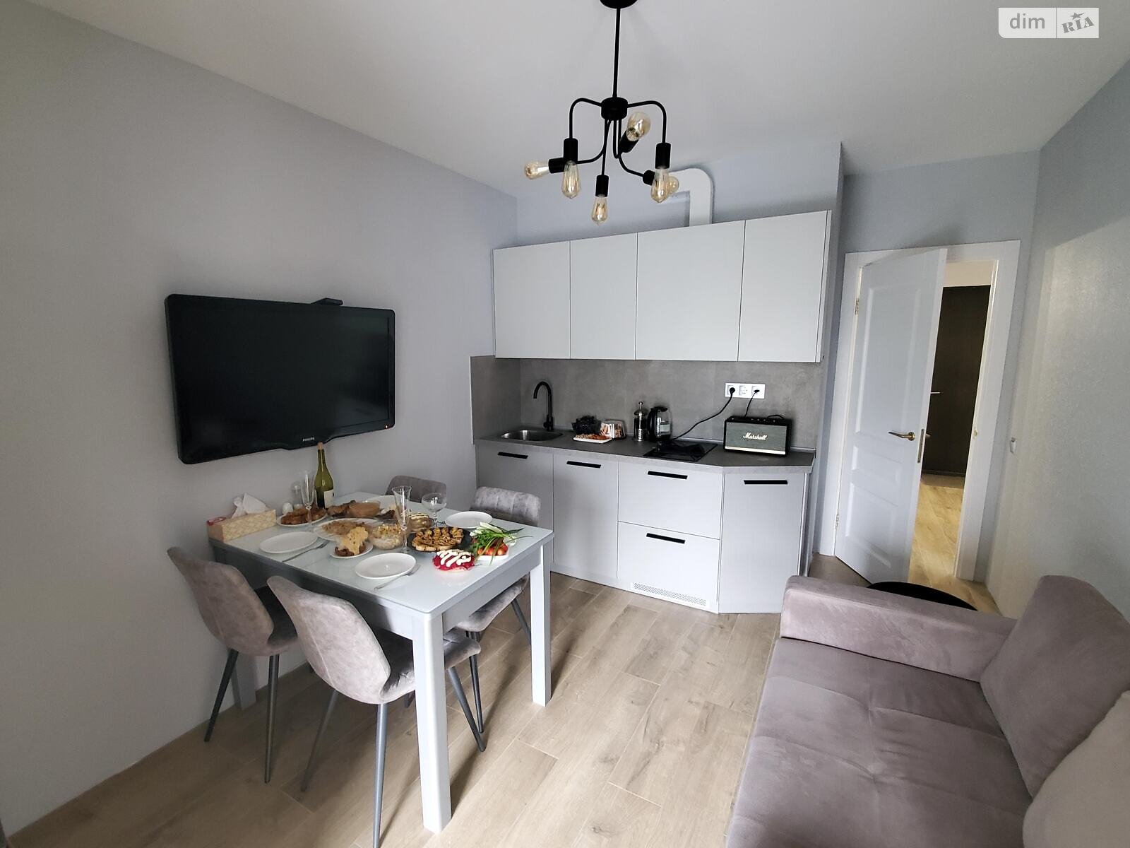 Продаж двокімнатної квартири в Києві, на вул. Князя Романа Мстиславича 28Б, район Північно-Броварський Масив фото 1 Продаж двокімнатної квартири в Києві, на вул. Князя Романа Мстиславича 28Б, район Північно-Броварський Масив фото 1