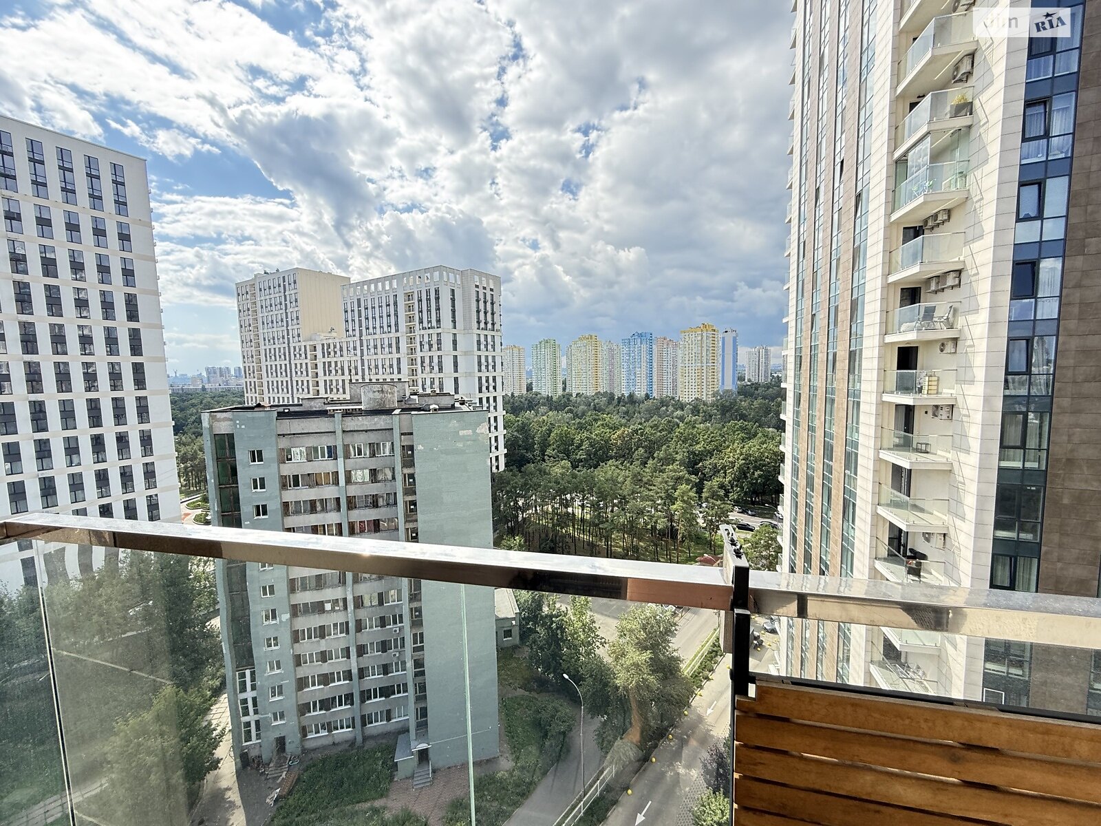 Продаж двокімнатної квартири в Києві, на вул. Князя Романа Мстиславича 28Б, район Північно-Броварський Масив фото 1 Продаж двокімнатної квартири в Києві, на вул. Князя Романа Мстиславича 28Б, район Північно-Броварський Масив фото 1