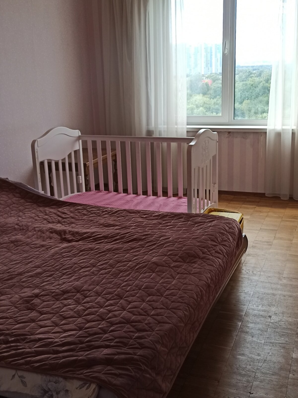 Продажа трехкомнатной квартиры в Киеве, на ул. Князя Романа Мстиславича 18, район Северно-Броварский Масив фото 1