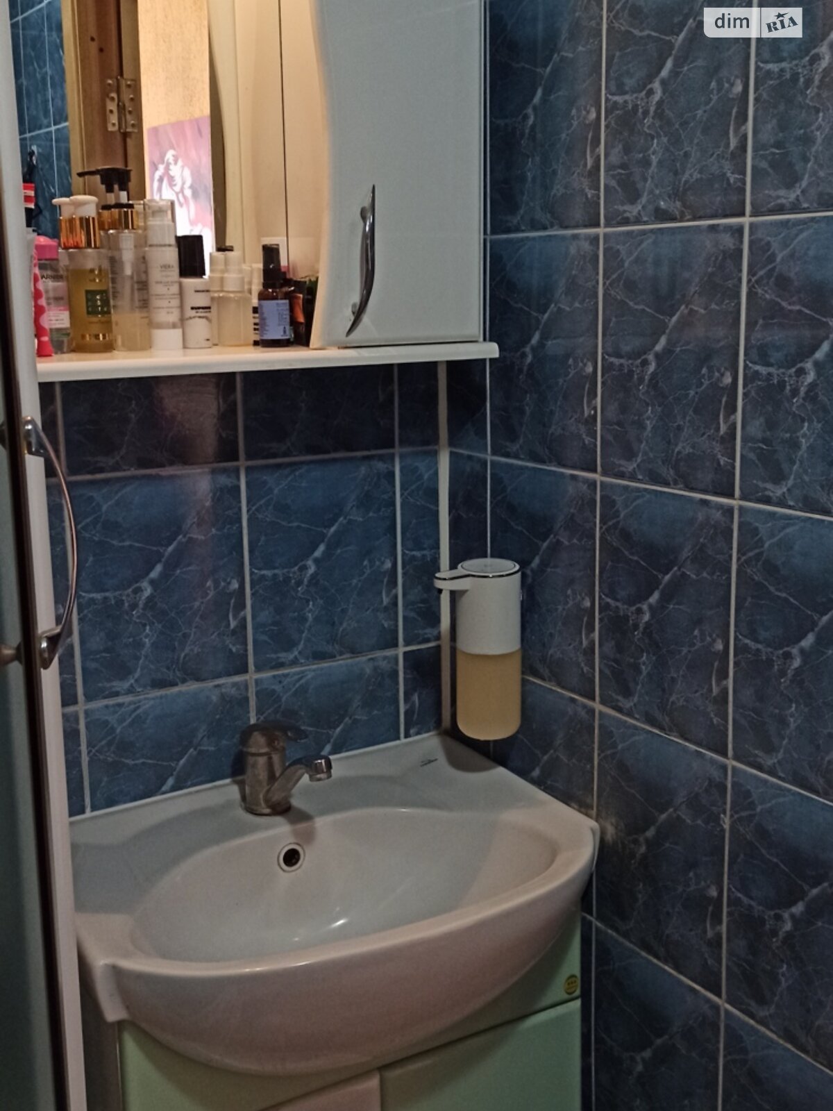 Продажа трехкомнатной квартиры в Киеве, на ул. Князя Романа Мстиславича 18, район Северно-Броварский Масив фото 1