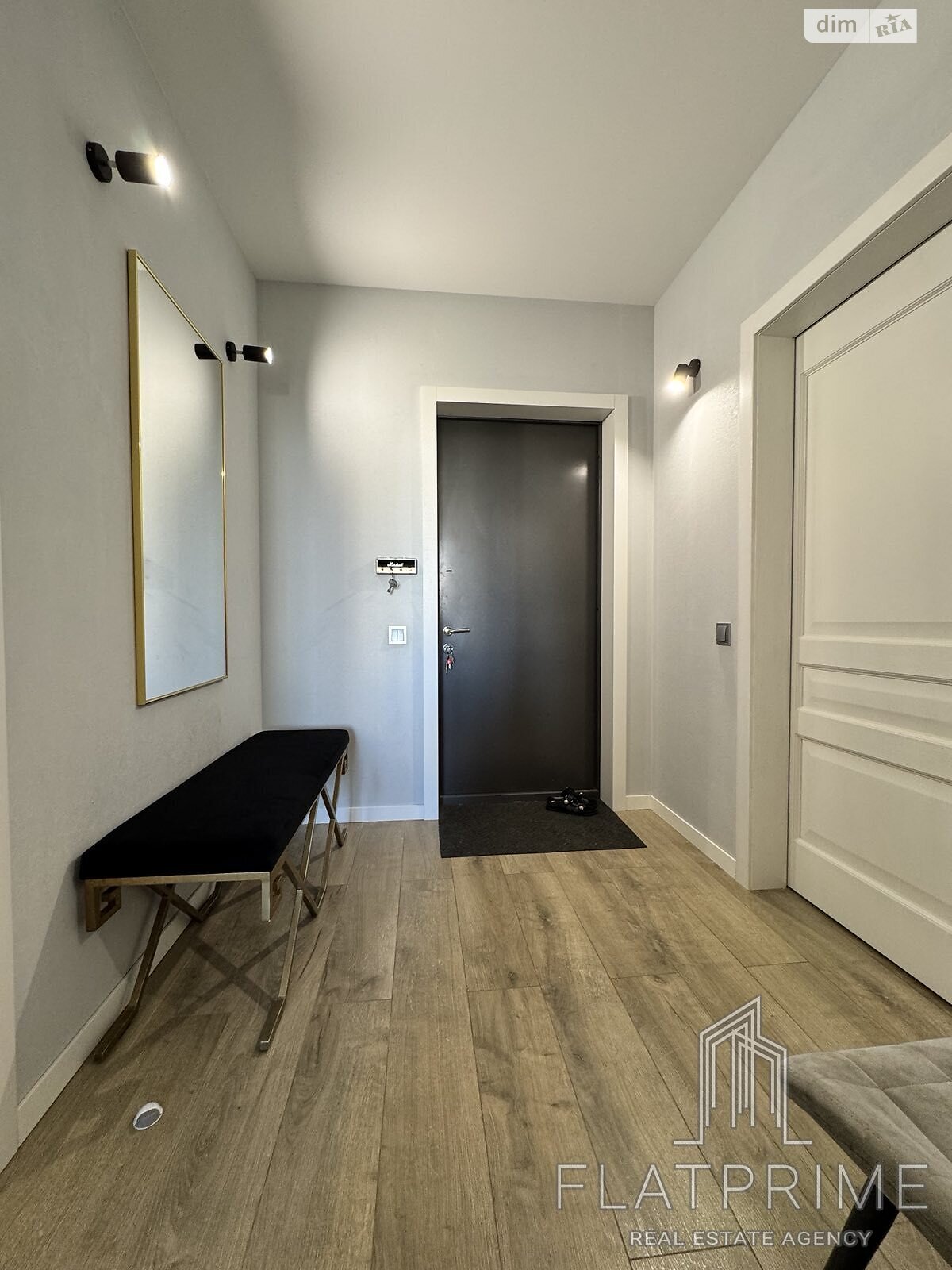 Продаж однокімнатної квартири в Києві, на вул. Князя Романа Мстиславича, кв. 347, район Північно-Броварський Масив фото 1 Продаж однокімнатної квартири в Києві, на вул. Князя Романа Мстиславича, кв. 347, район Північно-Броварський Масив фото 1