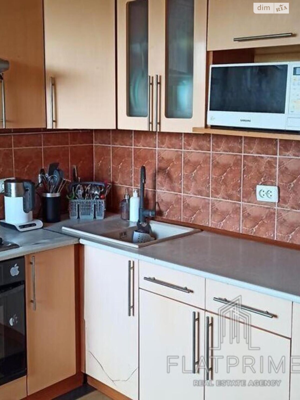 Продажа трехкомнатной квартиры в Киеве, на ул. Князя Романа Мстиславича 18, район Северно-Броварский Масив фото 1 Продажа трехкомнатной квартиры в Киеве, на ул. Князя Романа Мстиславича 18, район Северно-Броварский Масив фото 1