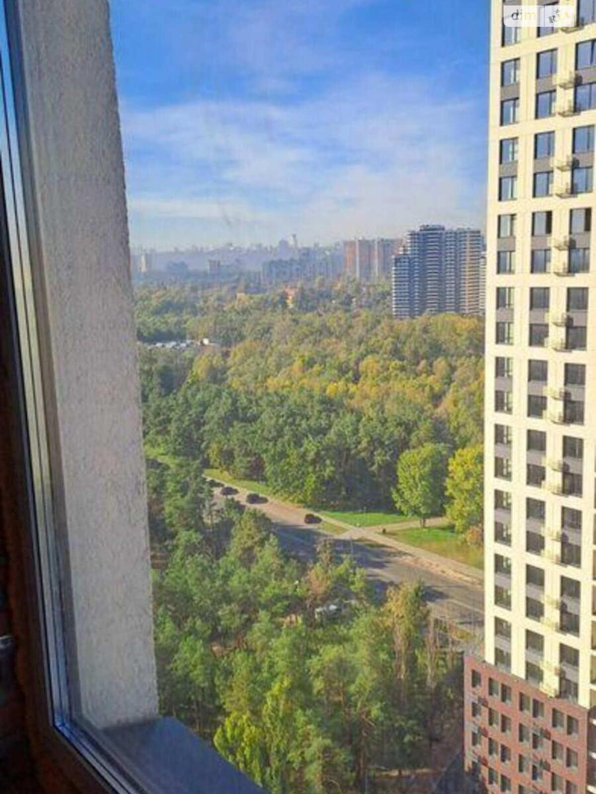 Продажа трехкомнатной квартиры в Киеве, на ул. Князя Романа Мстиславича 26, район Северно-Броварский Масив фото 1 Продажа трехкомнатной квартиры в Киеве, на ул. Князя Романа Мстиславича 26, район Северно-Броварский Масив фото 1
