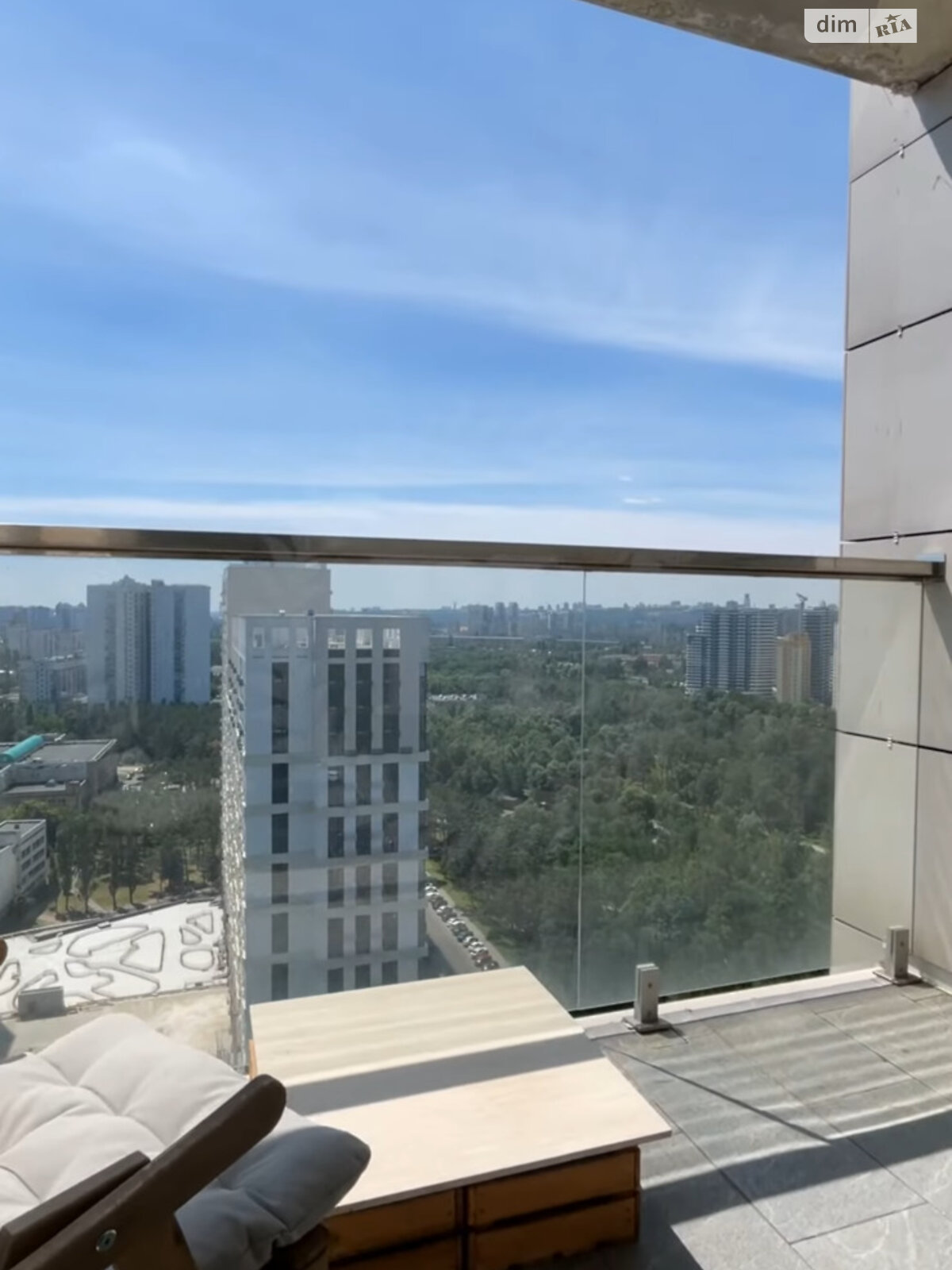 Продаж трикімнатної квартири в Києві, на вул. Князя Романа Мстиславича 28, район Північно-Броварський Масив фото 1