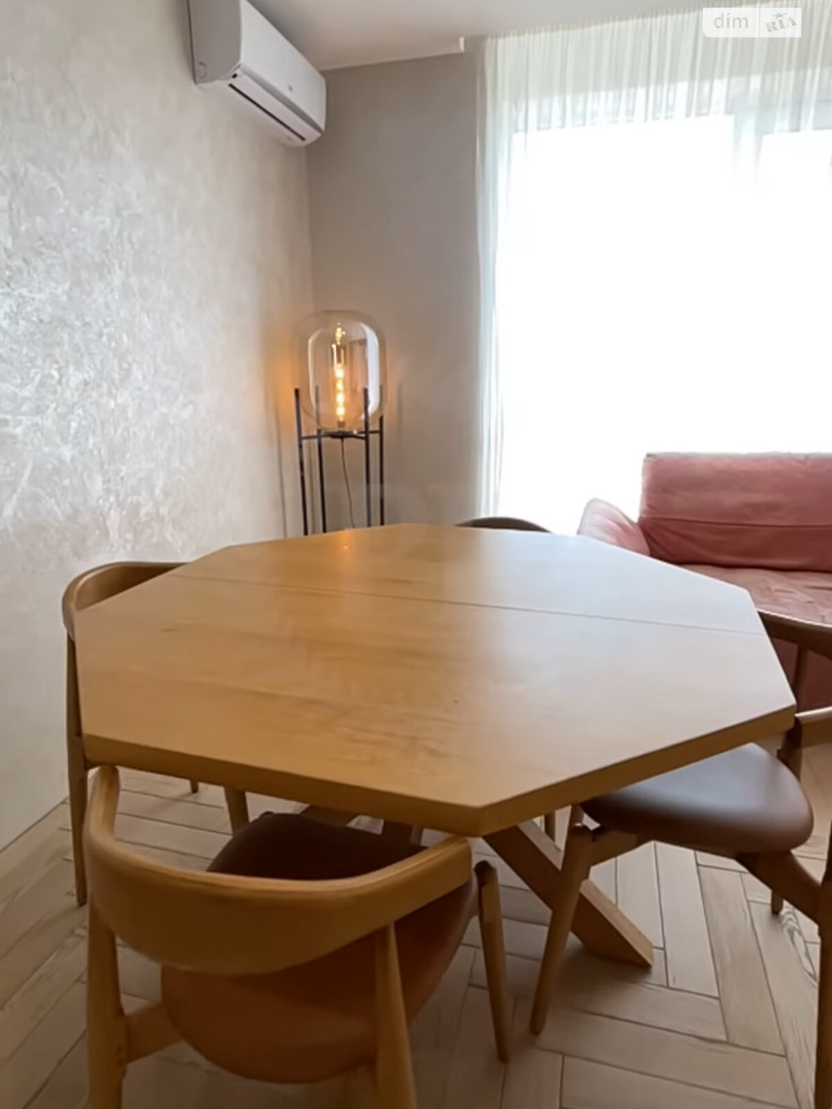 Продаж трикімнатної квартири в Києві, на вул. Князя Романа Мстиславича 28, район Північно-Броварський Масив фото 1