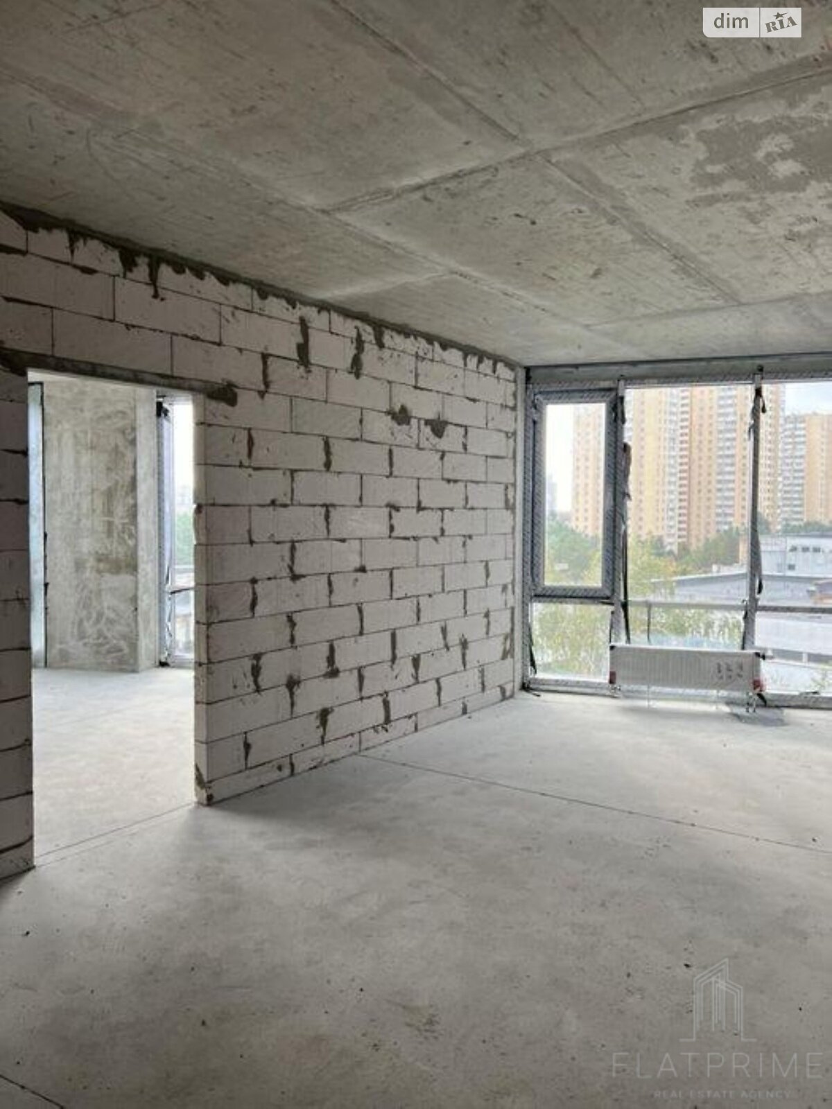 Продаж трикімнатної квартири в Києві, на вул. Князя Романа Мстиславича 26, район Північно-Броварський Масив фото 1 Продаж трикімнатної квартири в Києві, на вул. Князя Романа Мстиславича 26, район Північно-Броварський Масив фото 1