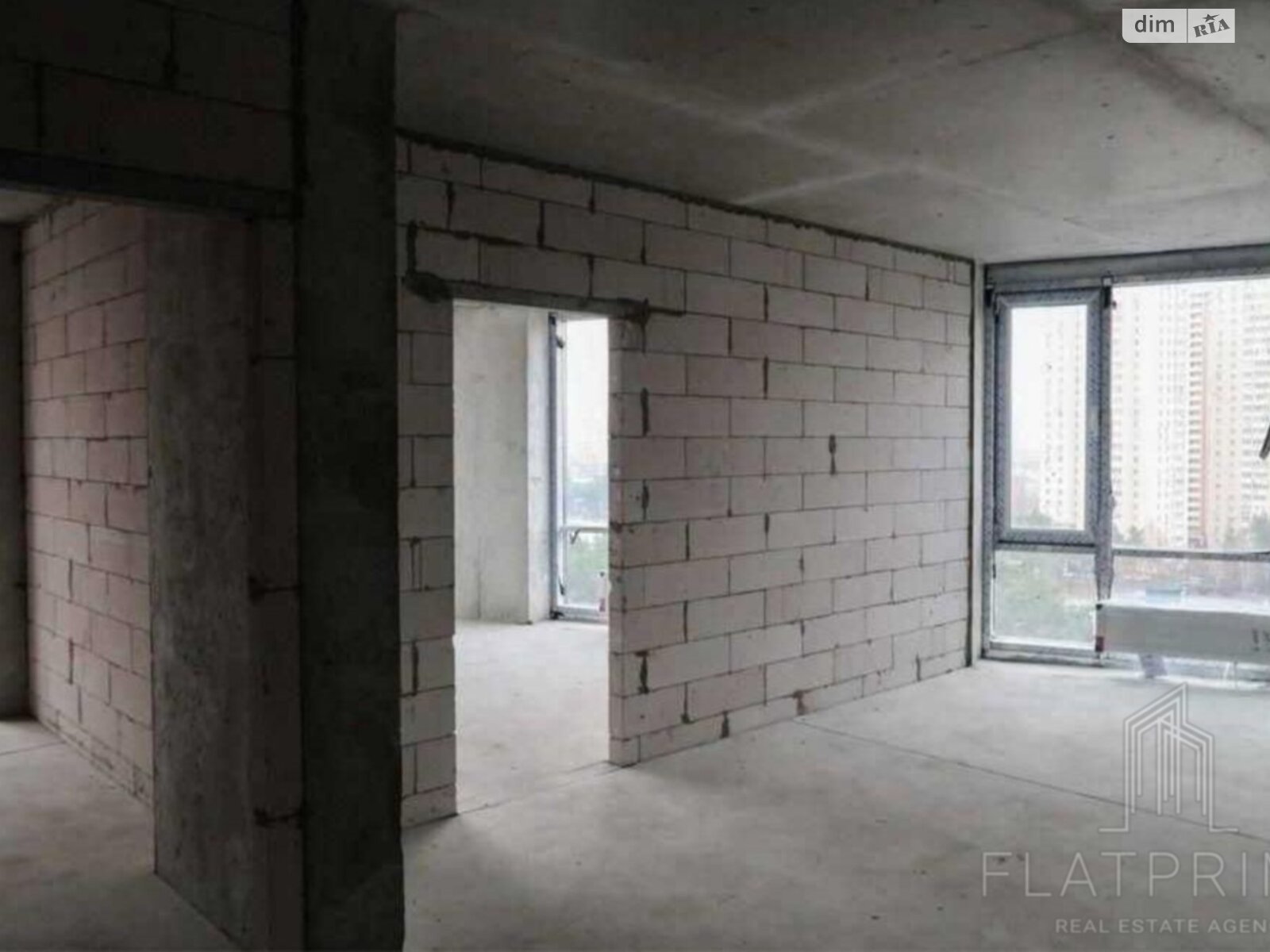 Продаж трикімнатної квартири в Києві, на вул. Князя Романа Мстиславича 26, район Північно-Броварський Масив фото 1 Продаж трикімнатної квартири в Києві, на вул. Князя Романа Мстиславича 26, район Північно-Броварський Масив фото 1