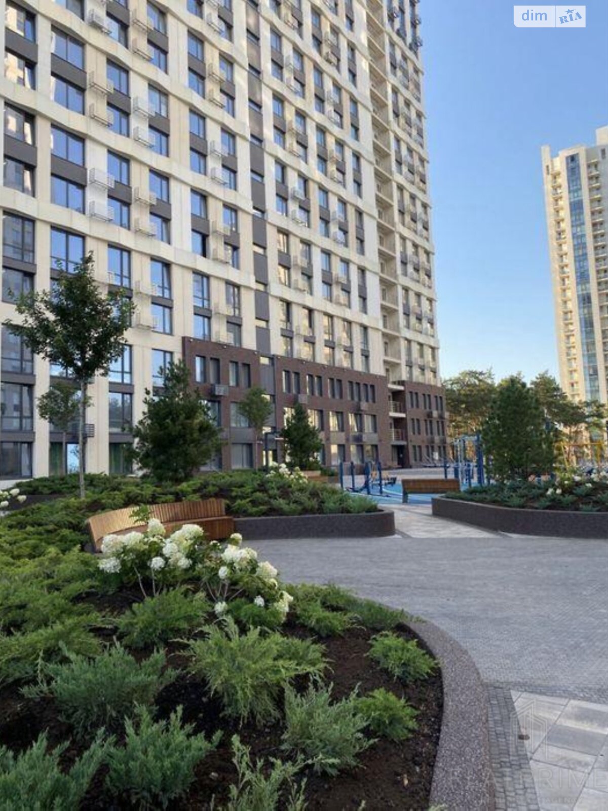 Продаж трикімнатної квартири в Києві, на вул. Князя Романа Мстиславича 26, район Північно-Броварський Масив фото 1 Продаж трикімнатної квартири в Києві, на вул. Князя Романа Мстиславича 26, район Північно-Броварський Масив фото 1