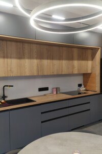 Продажа трехкомнатной квартиры в Киеве, на ул. Князя Романа Мстиславича 28, район Северно-Броварский Масив фото 2