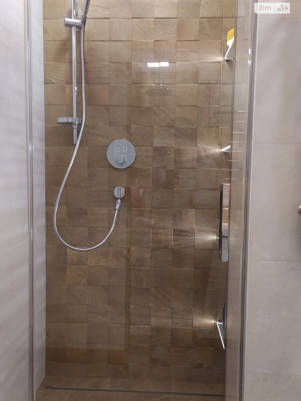 Продажа трехкомнатной квартиры в Киеве, на ул. Князя Романа Мстиславича 28, район Северно-Броварский Масив фото 1