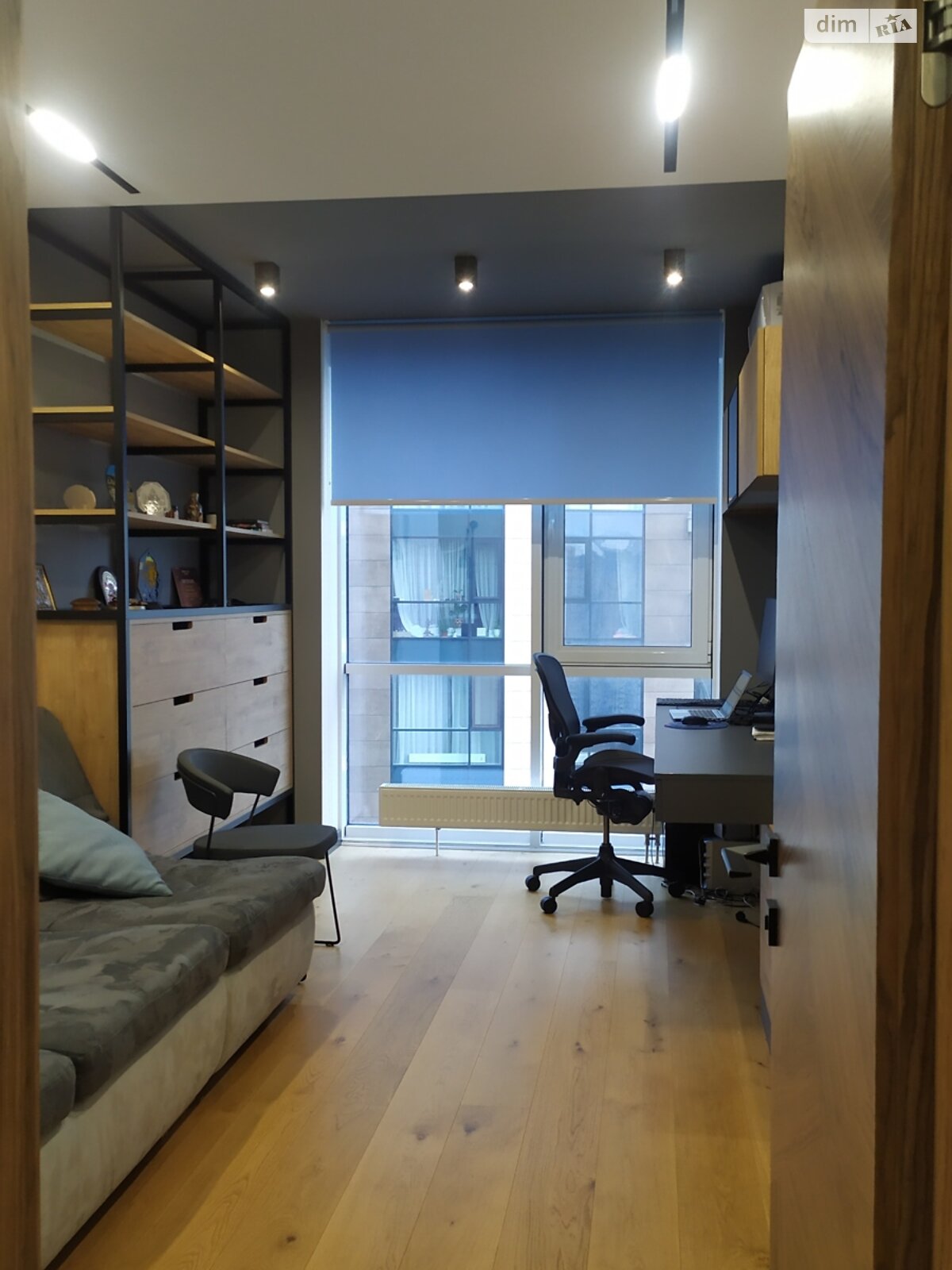 Продажа трехкомнатной квартиры в Киеве, на ул. Князя Романа Мстиславича 28, район Северно-Броварский Масив фото 1