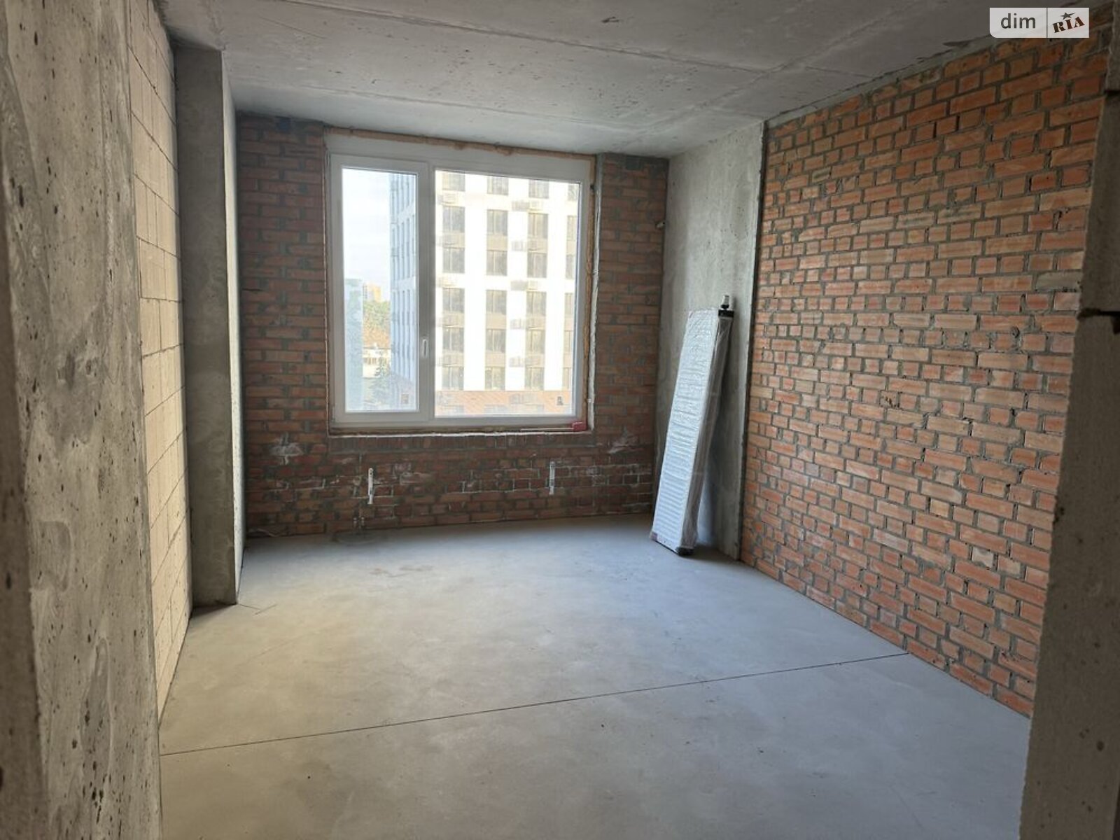 Продажа трехкомнатной квартиры в Киеве, на ул. Князя Романа Мстиславича 22, район Северно-Броварский Масив фото 1 Продажа трехкомнатной квартиры в Киеве, на ул. Князя Романа Мстиславича 22, район Северно-Броварский Масив фото 1