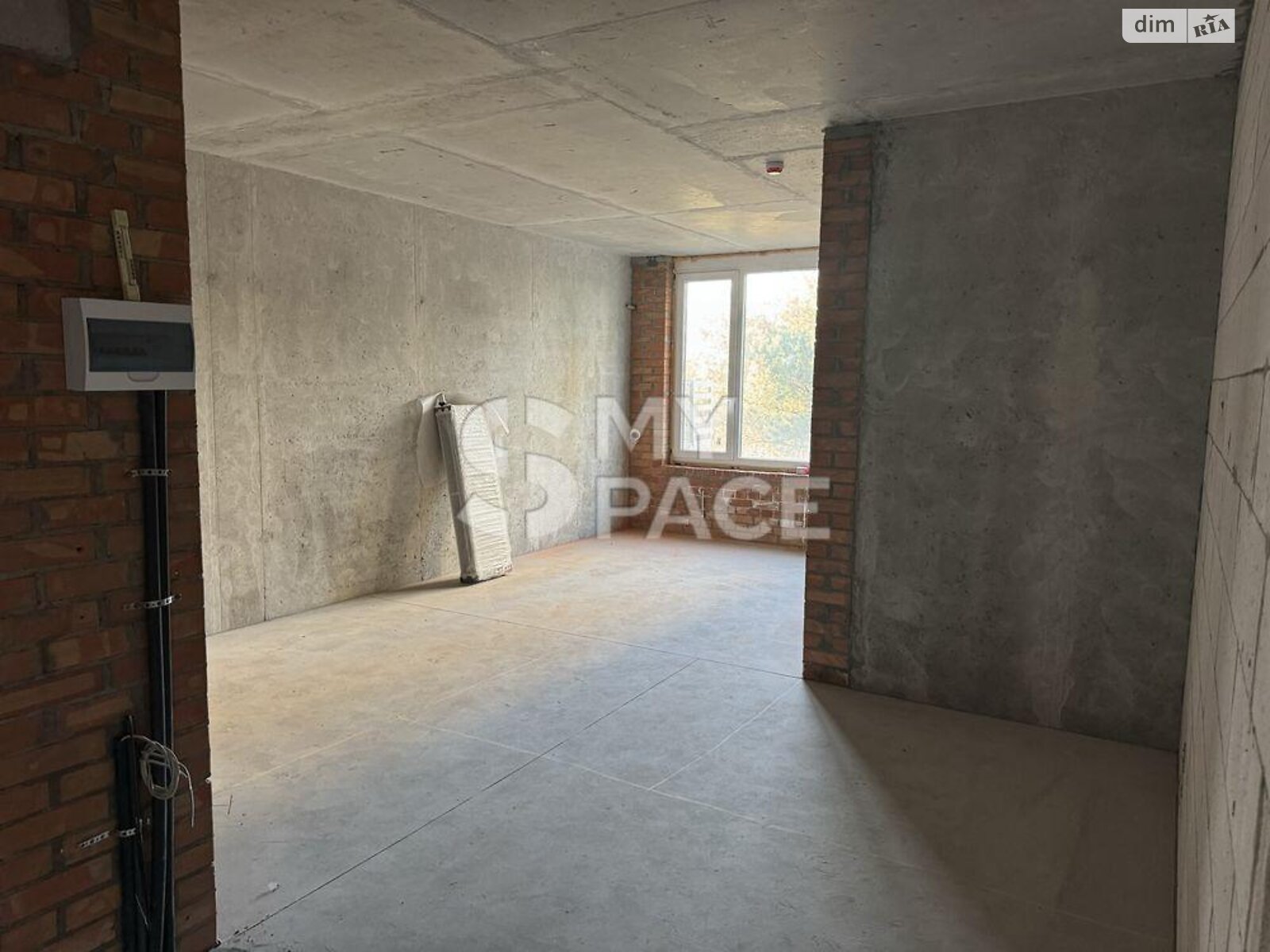 Продаж трикімнатної квартири в Києві, на вул. Князя Романа Мстиславича 22, район Північно-Броварський Масив фото 1