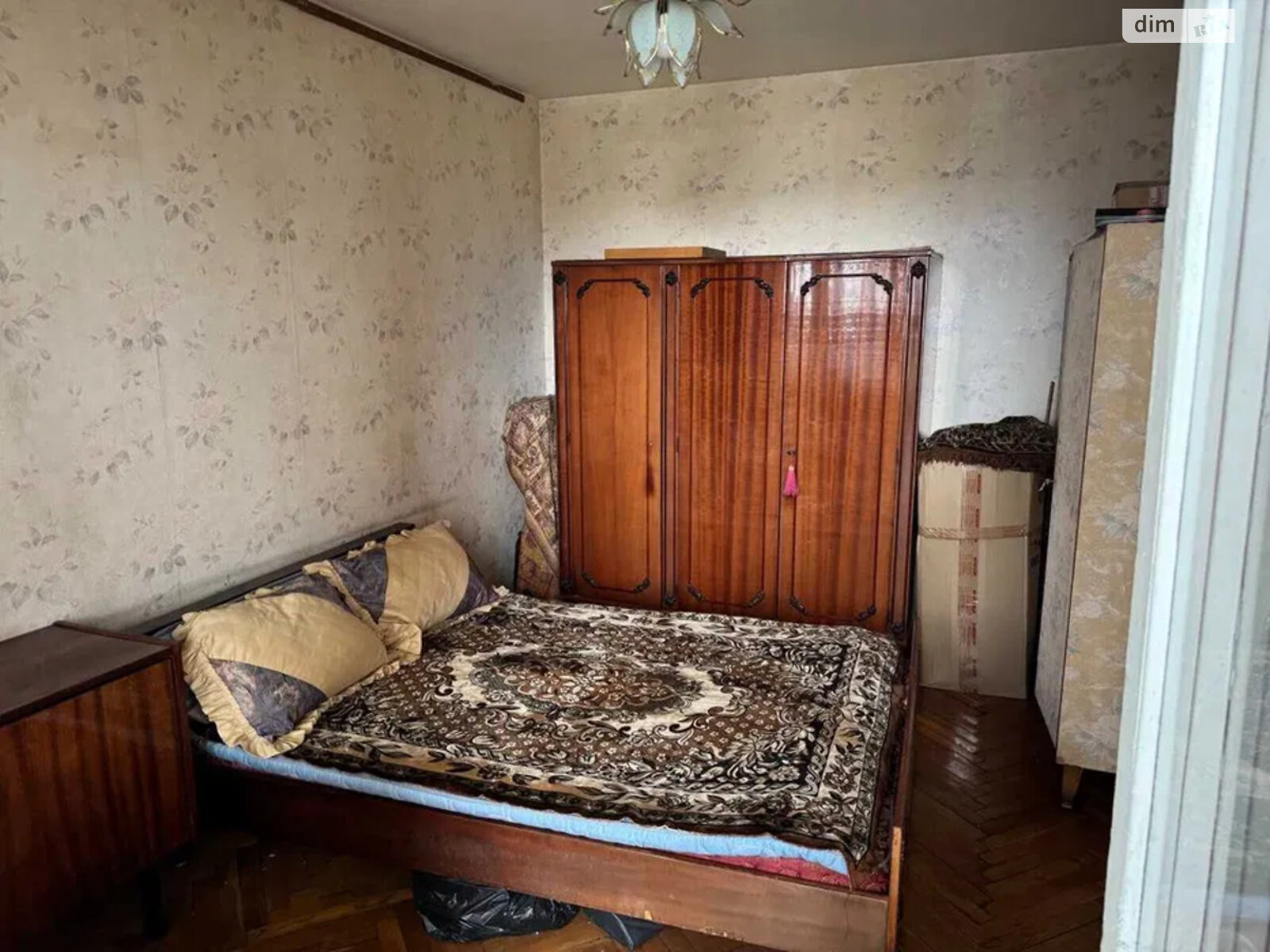 Продажа трехкомнатной квартиры в Киеве, на ул. Миропольская 3, район Северно-Броварский Масив фото 1 Продажа трехкомнатной квартиры в Киеве, на ул. Миропольская 3, район Северно-Броварский Масив фото 1