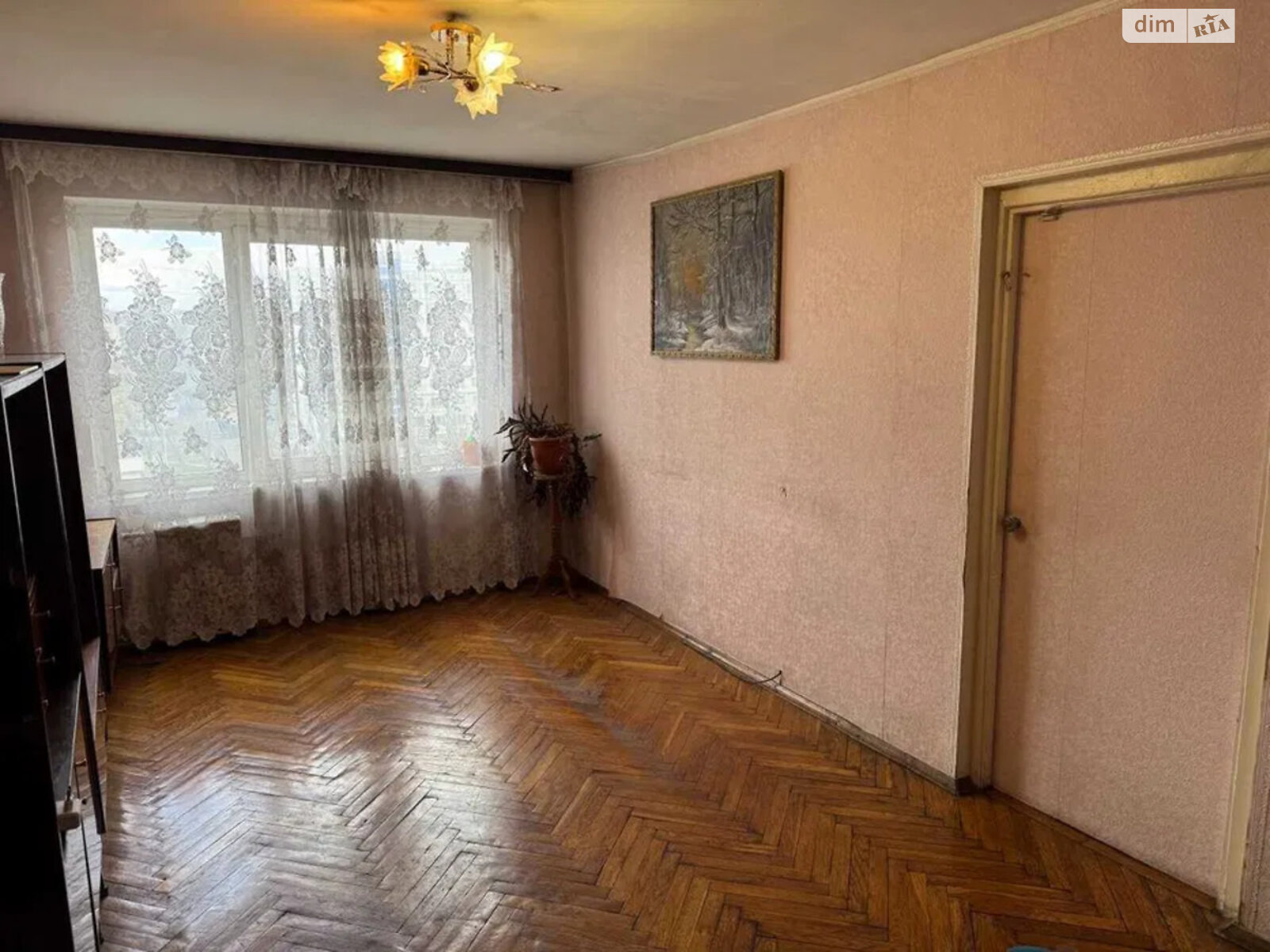 Продажа трехкомнатной квартиры в Киеве, на ул. Миропольская 3, район Северно-Броварский Масив фото 1 Продажа трехкомнатной квартиры в Киеве, на ул. Миропольская 3, район Северно-Броварский Масив фото 1