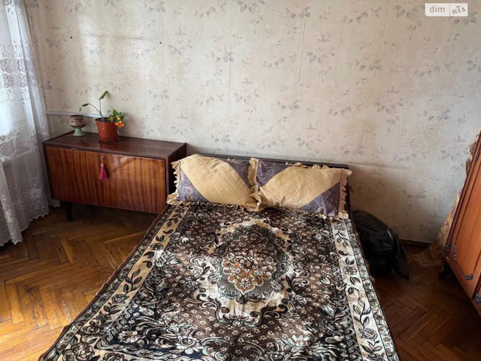 Продажа трехкомнатной квартиры в Киеве, на ул. Миропольская 3, район Северно-Броварский Масив фото 1 Продажа трехкомнатной квартиры в Киеве, на ул. Миропольская 3, район Северно-Броварский Масив фото 1