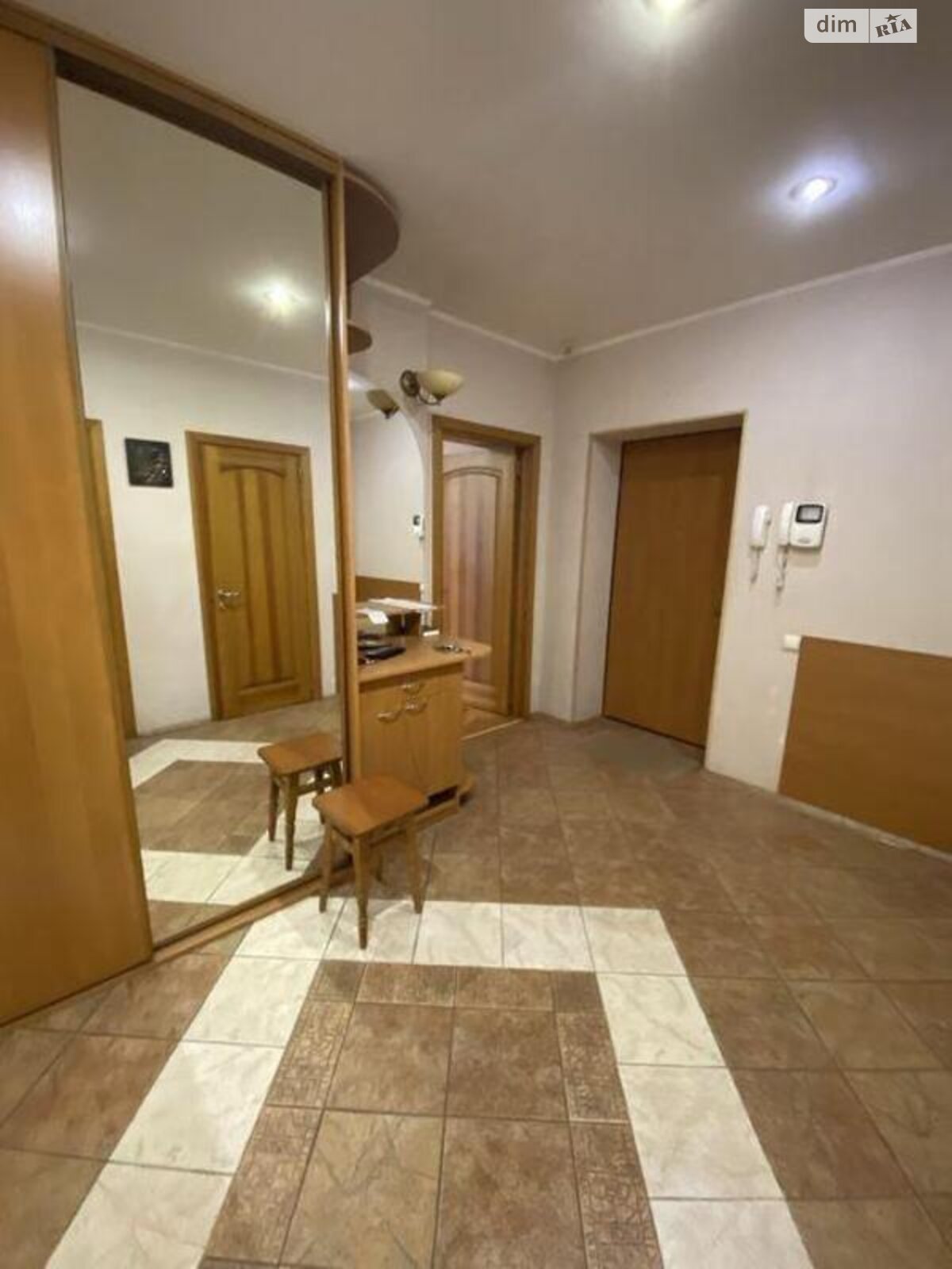 Продаж двокімнатної квартири в Києві, на вул. Миропільська 39, район Північно-Броварський Масив фото 1 Продаж двокімнатної квартири в Києві, на вул. Миропільська 39, район Північно-Броварський Масив фото 1