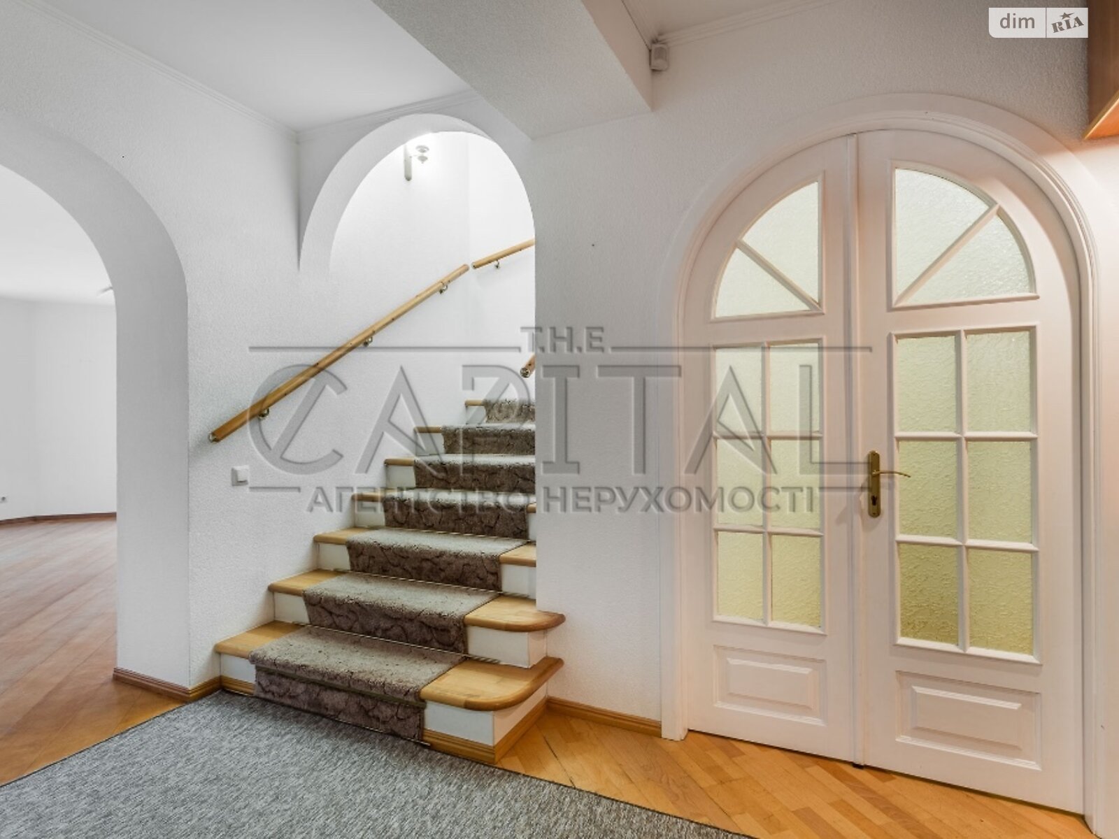 Продаж вісьмикімнатної квартири в Києві, на вул. Тургенєва (Троєщина) 52-58, район Шевченківський фото 1 Продаж вісьмикімнатної квартири в Києві, на вул. Тургенєва (Троєщина) 52-58, район Шевченківський фото 1
