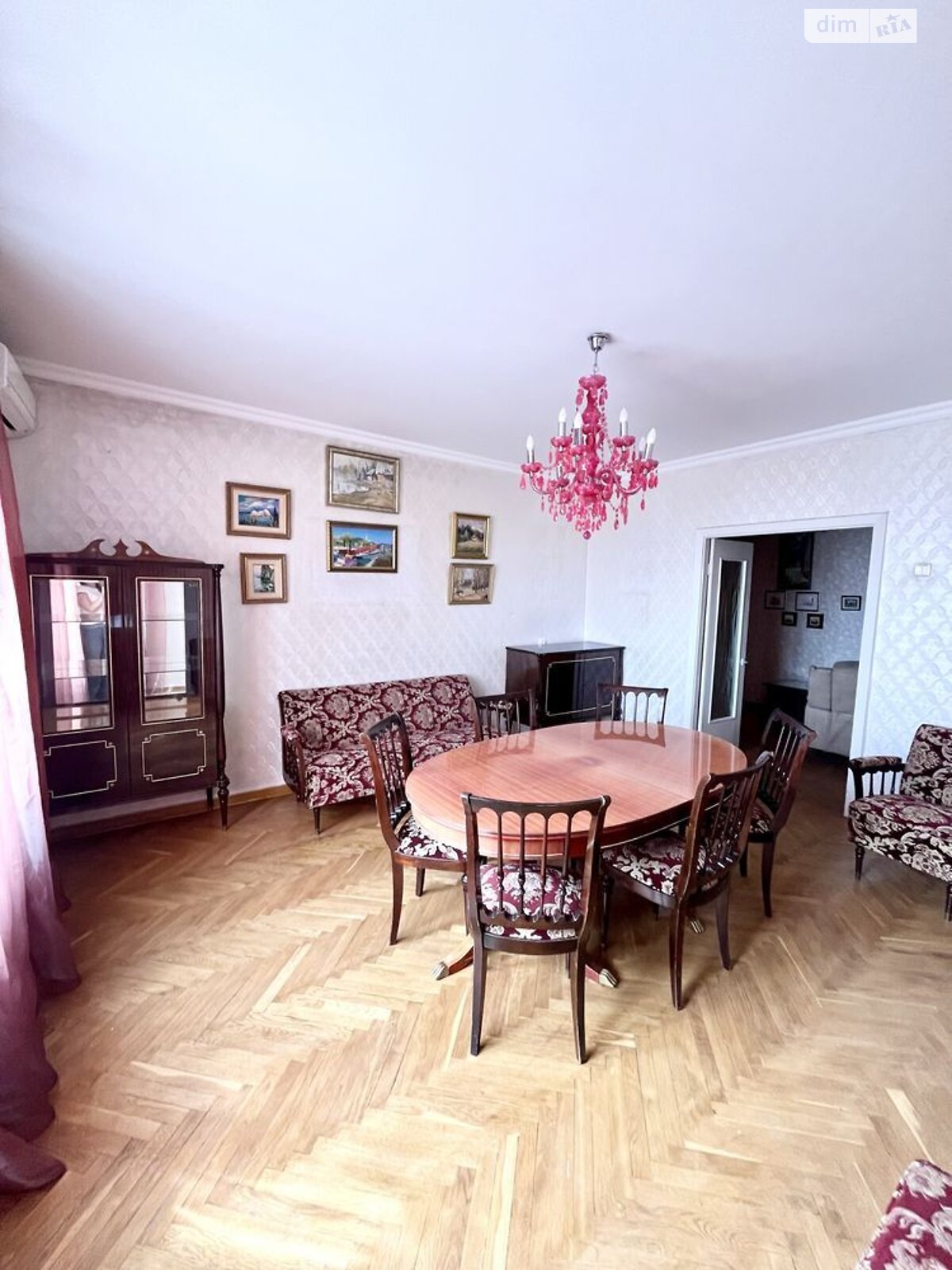 Продажа трехкомнатной квартиры в Киеве, на ул. Александра Конисского 29-33, район Шевченковский фото 1