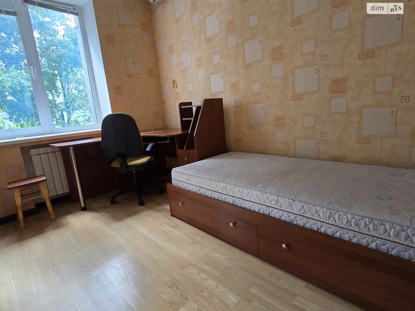 Продажа трехкомнатной квартиры в Киеве, на пер. Артиллерийский 13, район Шевченковский фото 1 Продажа трехкомнатной квартиры в Киеве, на пер. Артиллерийский 13, район Шевченковский фото 1