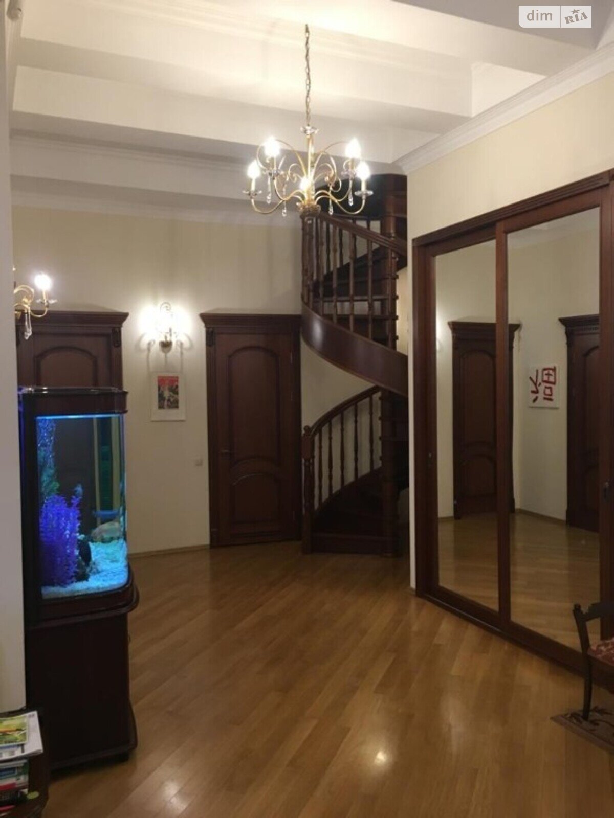 Продаж трикімнатної квартири в Києві, на просп. Берестейський 37, район Шевченківський фото 1 Продаж трикімнатної квартири в Києві, на просп. Берестейський 37, район Шевченківський фото 1