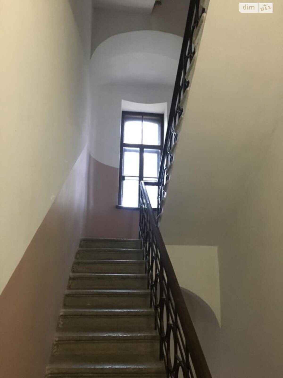 Продаж трикімнатної квартири в Києві, на просп. Берестейський 37, район Шевченківський фото 1 Продаж трикімнатної квартири в Києві, на просп. Берестейський 37, район Шевченківський фото 1