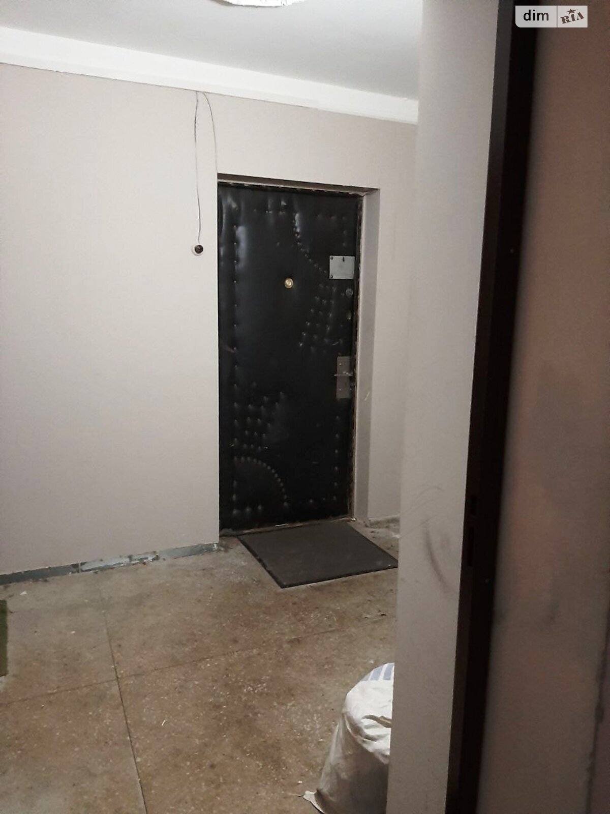 Продаж трикімнатної квартири в Києві, на пров. Бехтерєвський 10, кв. 29, район Шевченківський фото 1 Продаж трикімнатної квартири в Києві, на пров. Бехтерєвський 10, кв. 29, район Шевченківський фото 1