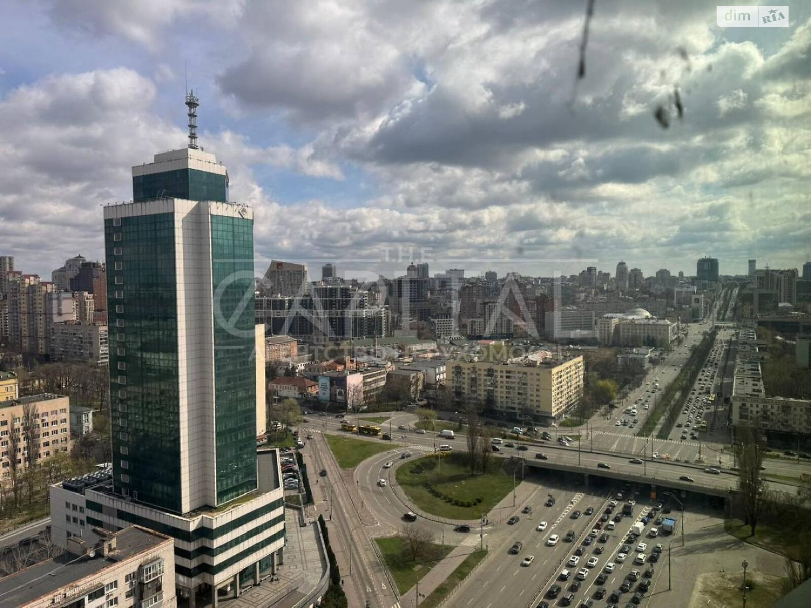 Продаж трикімнатної квартири в Києві, на просп. Берестейський 11 корпус 1, район Шевченківський фото 1 Продаж трикімнатної квартири в Києві, на просп. Берестейський 11 корпус 1, район Шевченківський фото 1