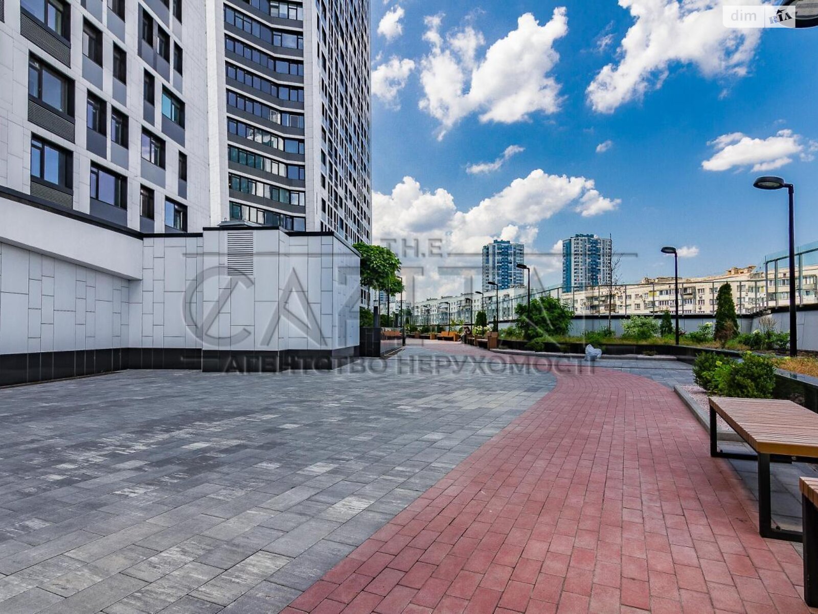 Продажа трехкомнатной квартиры в Киеве, на просп. Берестейский 11 корпус 1, район Шевченковский фото 1 Продажа трехкомнатной квартиры в Киеве, на просп. Берестейский 11 корпус 1, район Шевченковский фото 1