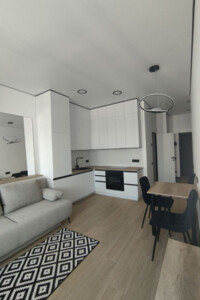 Продажа трехкомнатной квартиры в Киеве, на просп. Берестейский 11 корпус 1, район Шевченковский фото 2
