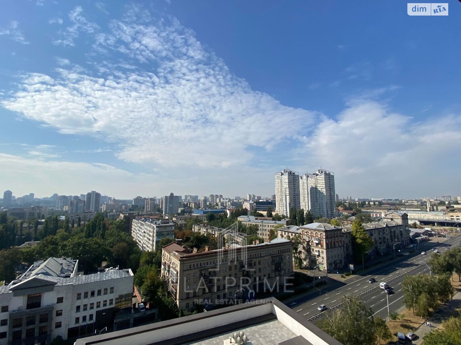 Продаж трикімнатної квартири в Києві, на просп. Берестейський 42А, район Шевченківський фото 1 Продаж трикімнатної квартири в Києві, на просп. Берестейський 42А, район Шевченківський фото 1