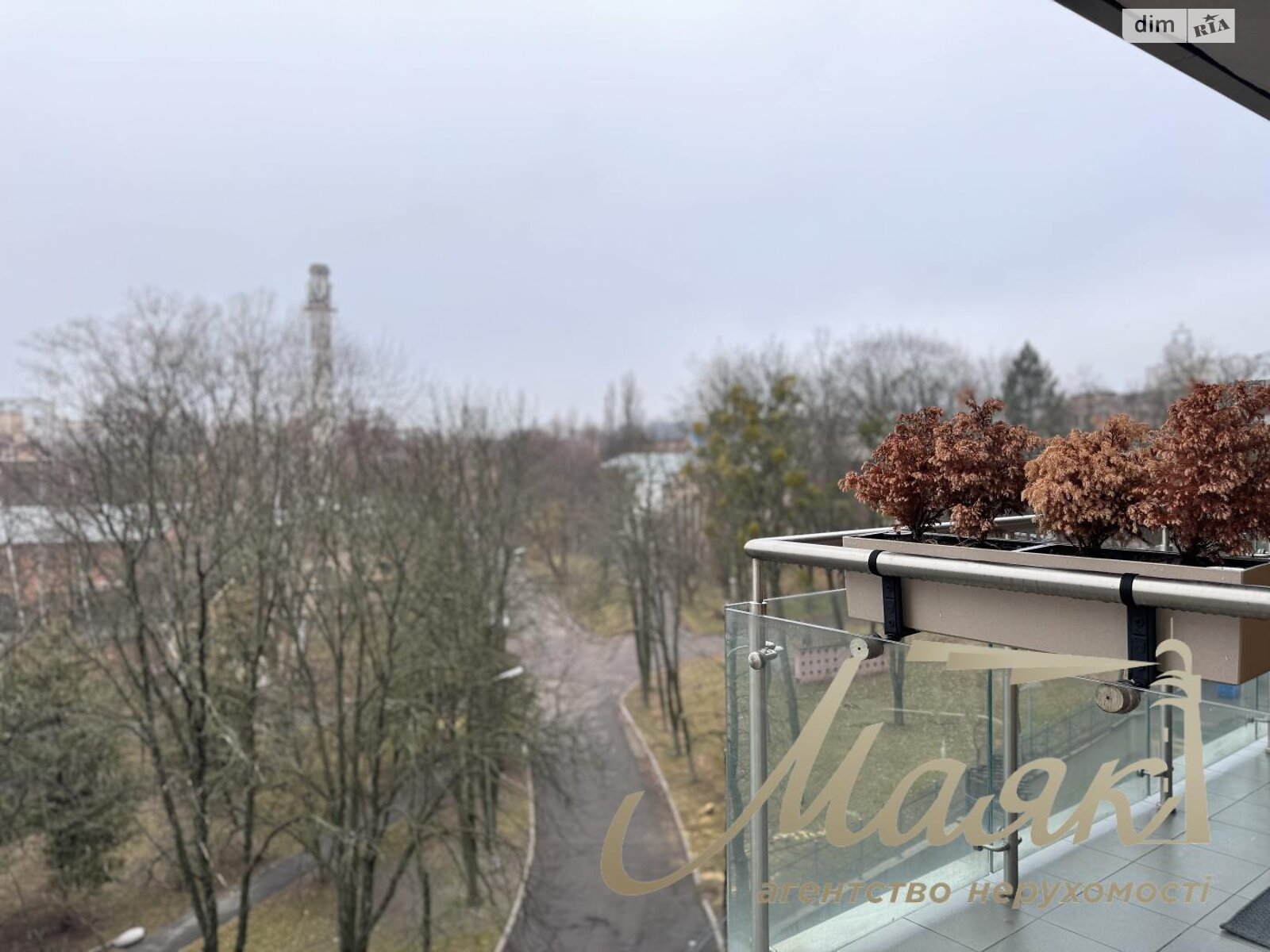 Продаж чотирикімнатної квартири в Києві, на просп. Берестейський 42, район Шевченківський фото 1 Продаж чотирикімнатної квартири в Києві, на просп. Берестейський 42, район Шевченківський фото 1