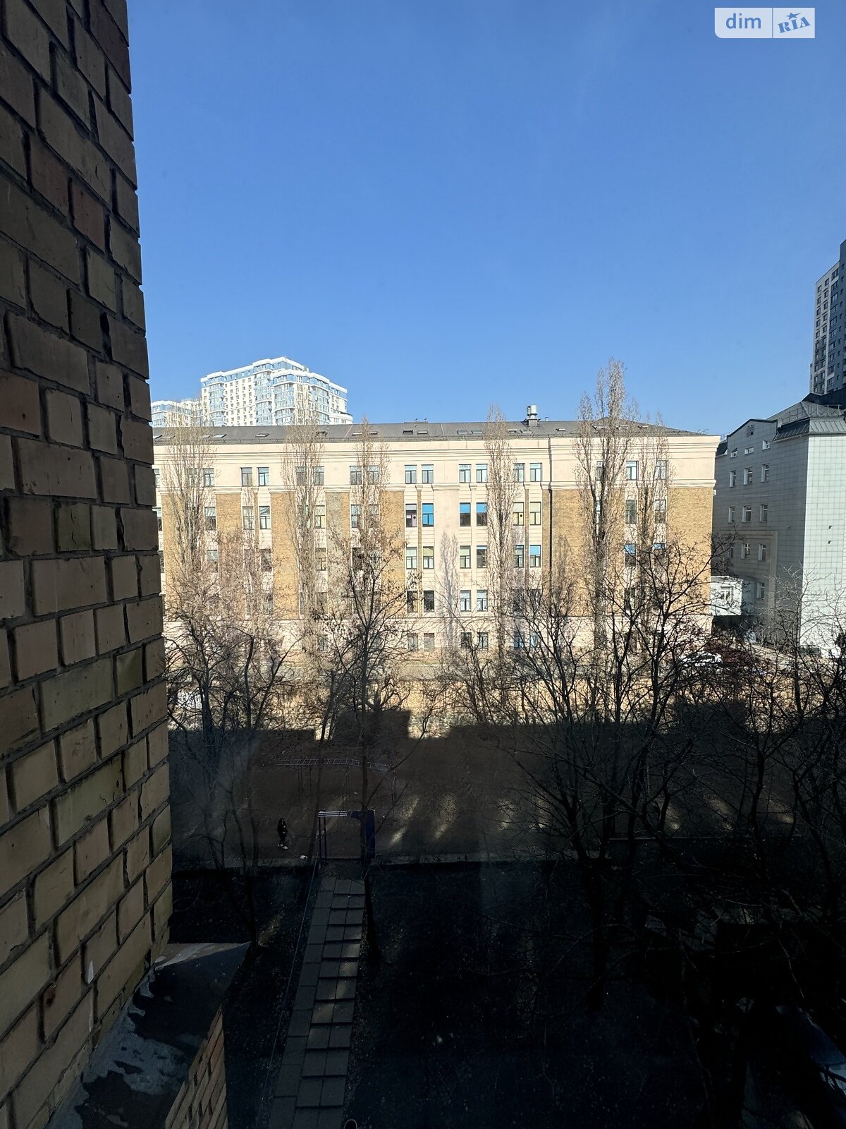 Продаж трикімнатної квартири в Києві, на просп. Берестейський 20, район Шевченківський фото 1 Продаж трикімнатної квартири в Києві, на просп. Берестейський 20, район Шевченківський фото 1