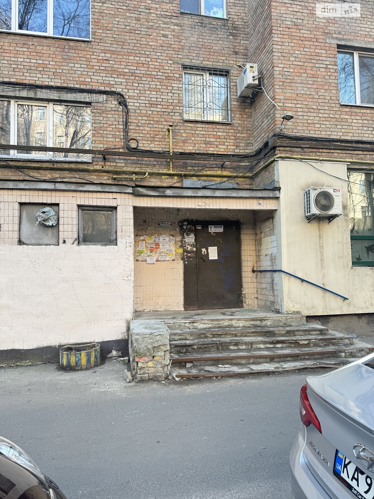 Продаж трикімнатної квартири в Києві, на просп. Берестейський 20, район Шевченківський фото 1 Продаж трикімнатної квартири в Києві, на просп. Берестейський 20, район Шевченківський фото 1