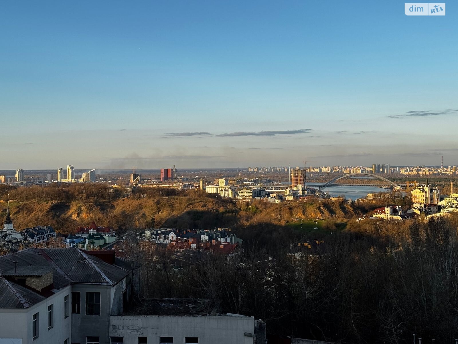Продаж трикімнатної квартири в Києві, на вул. Велика Житомирська 40, район Шевченківський фото 1 Продаж трикімнатної квартири в Києві, на вул. Велика Житомирська 40, район Шевченківський фото 1