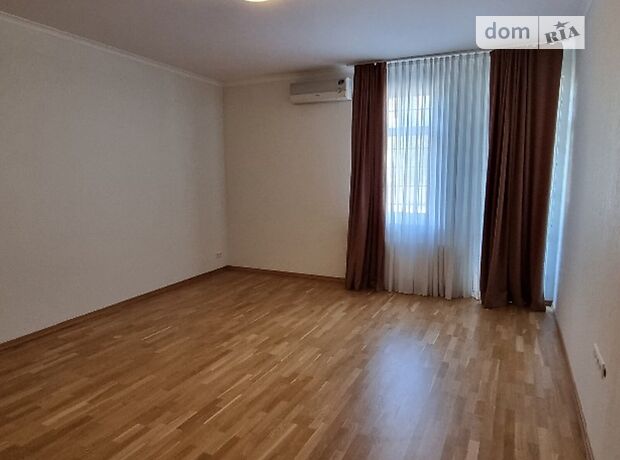 Продажа двухкомнатной квартиры в Киеве, на ул. Бульварно-Кудрявская 36, район Шевченковский фото 1 Продажа двухкомнатной квартиры в Киеве, на ул. Бульварно-Кудрявская 36, район Шевченковский фото 1